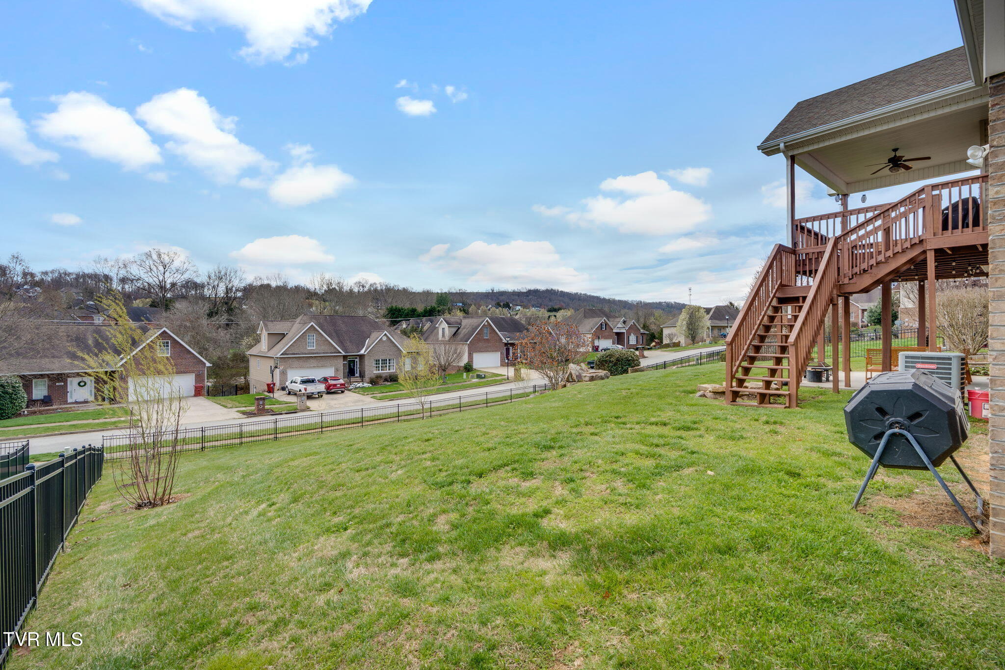 121 Springwinds Loop