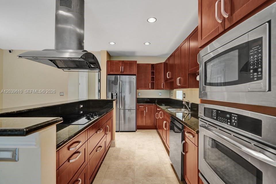 409 SW 5th Street 1
