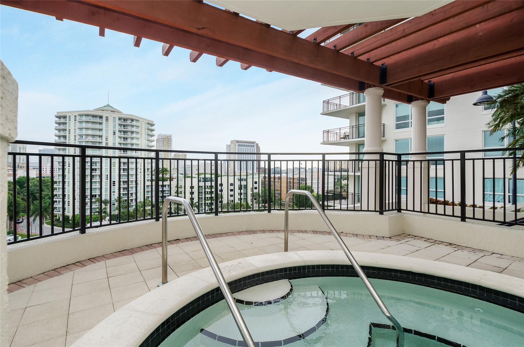 610 W Las Olas Boulevard 1221n