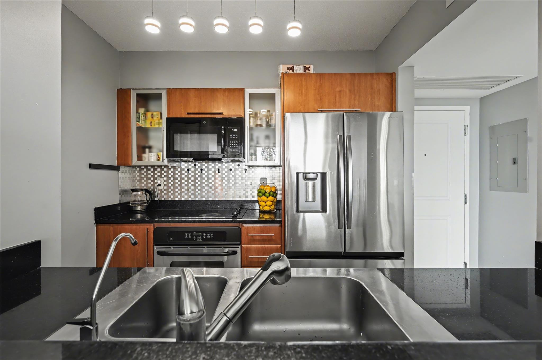 610 W Las Olas Boulevard 1221n