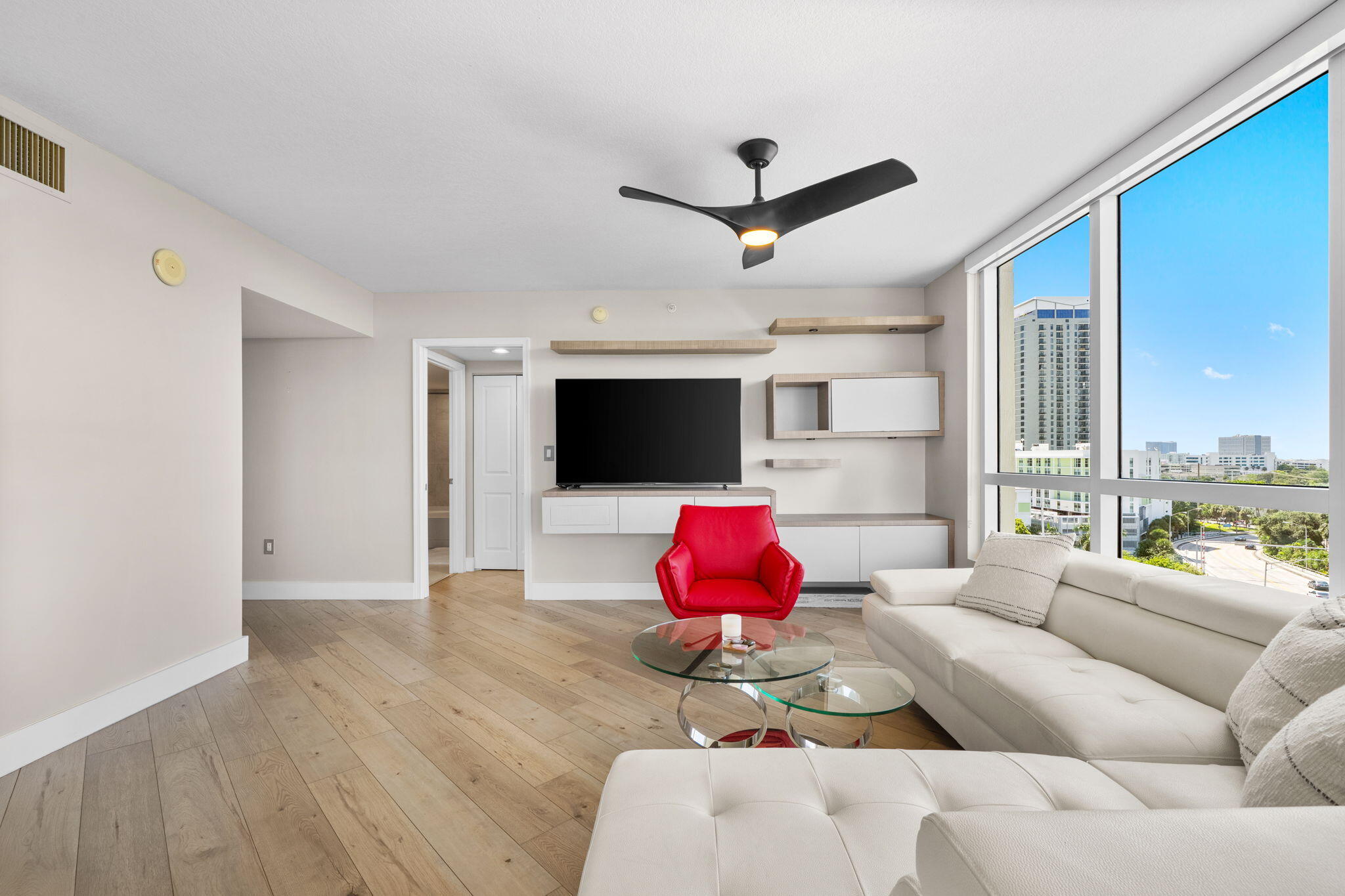 600 W LAS OLAS Boulevard 902S