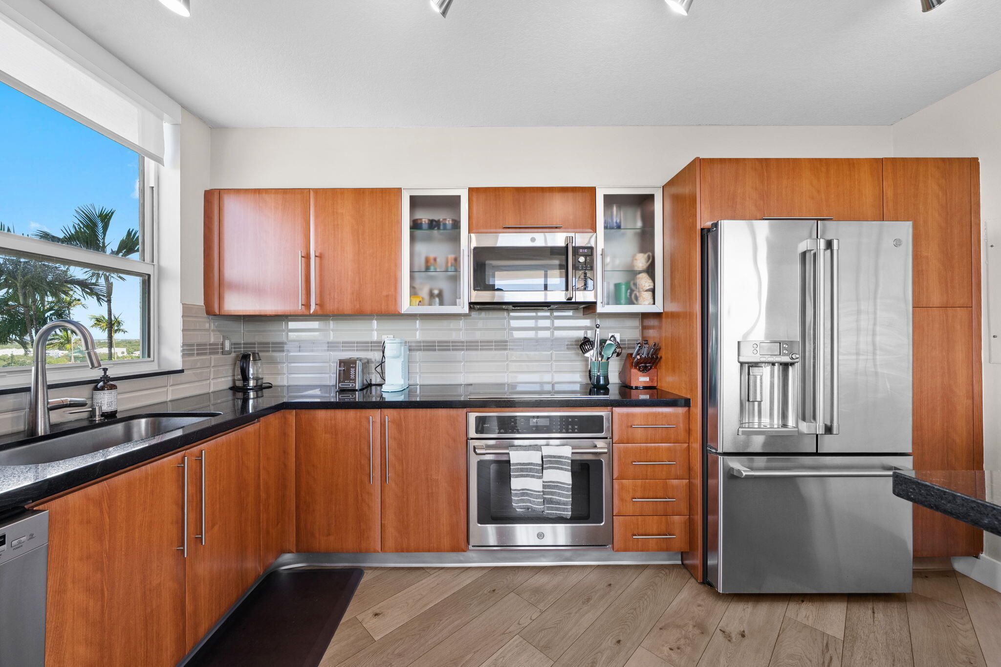 600 W LAS OLAS Boulevard 902S