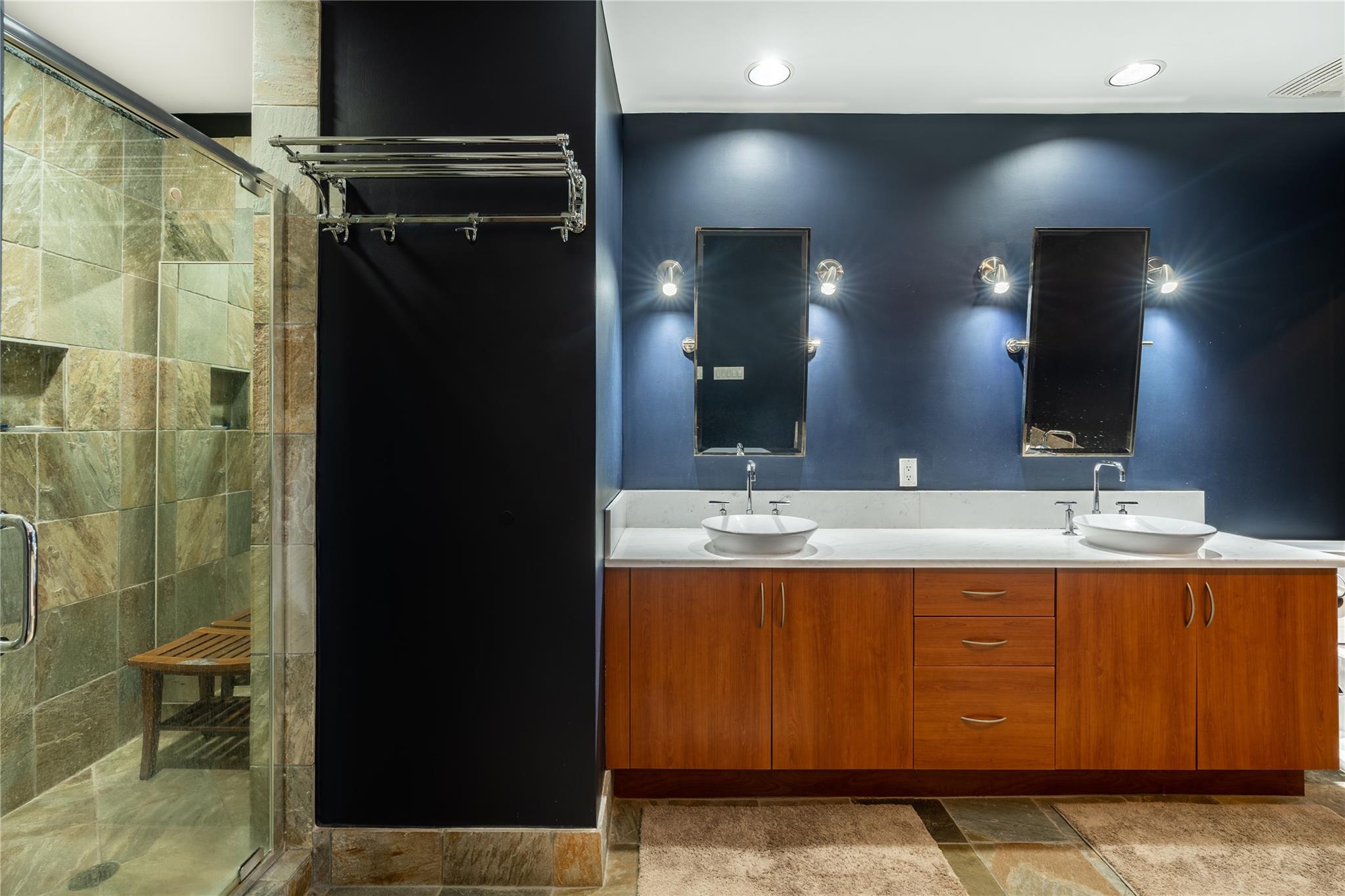 2625 NE 14th Ave 401