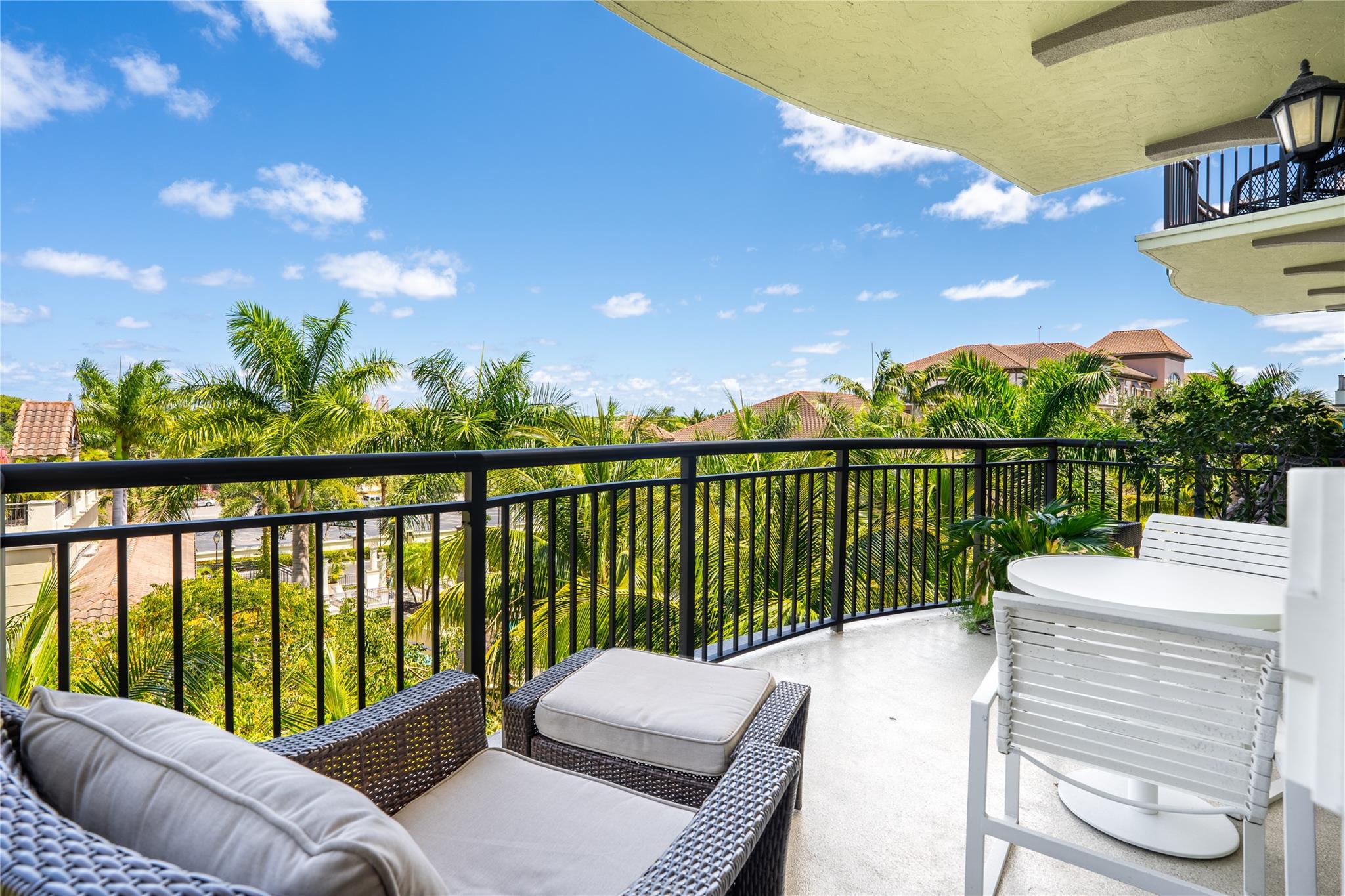 2625 NE 14th Ave 401