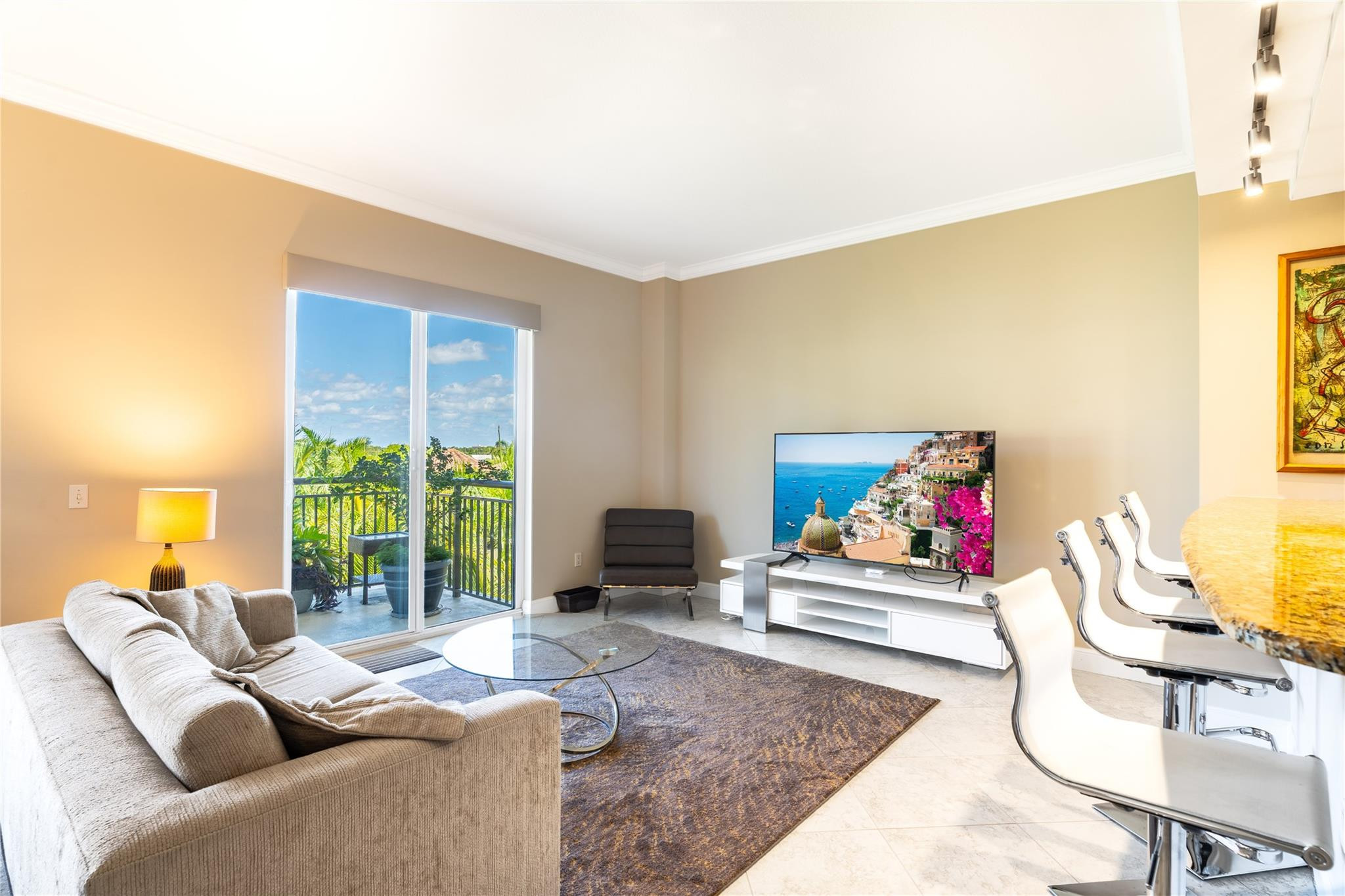 2625 NE 14th Ave 401
