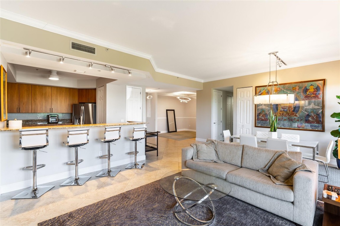 2625 NE 14th Ave 401