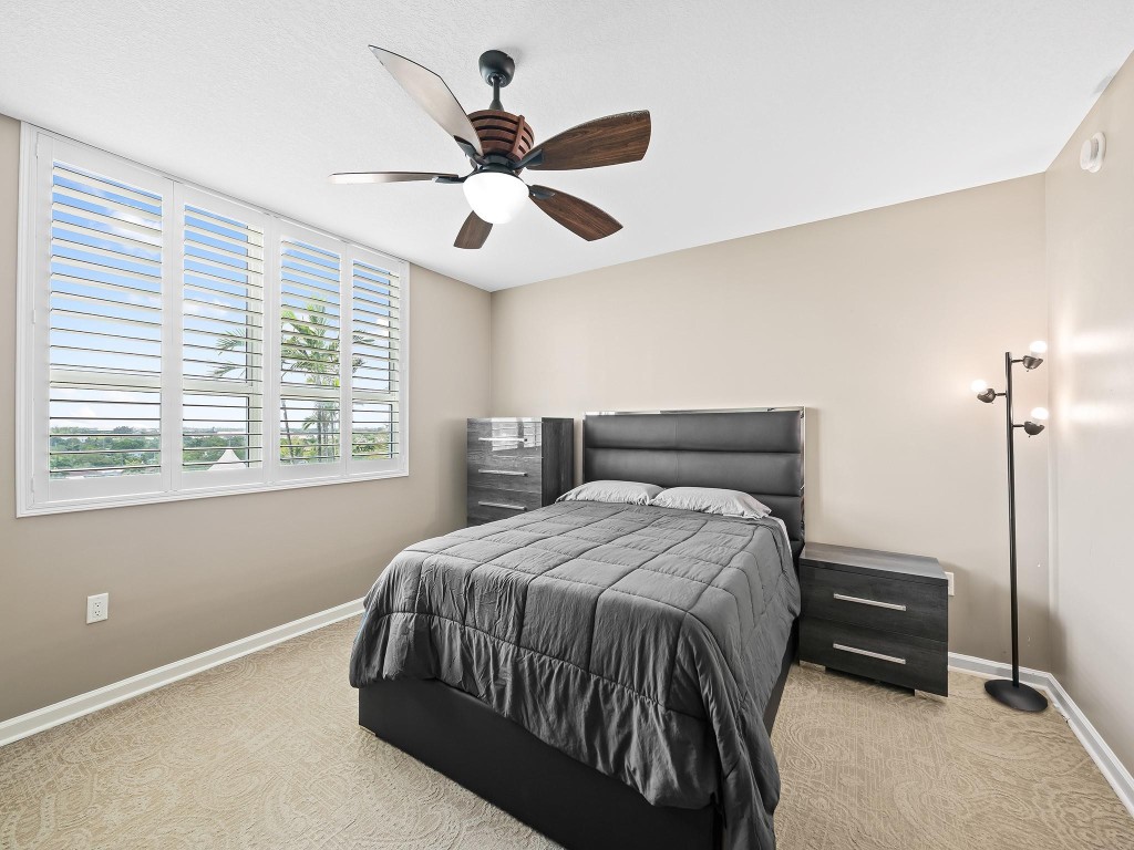 600 W Las Olas Blvd 902-S