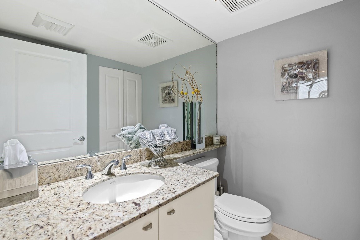 600 W Las Olas Blvd 902-S