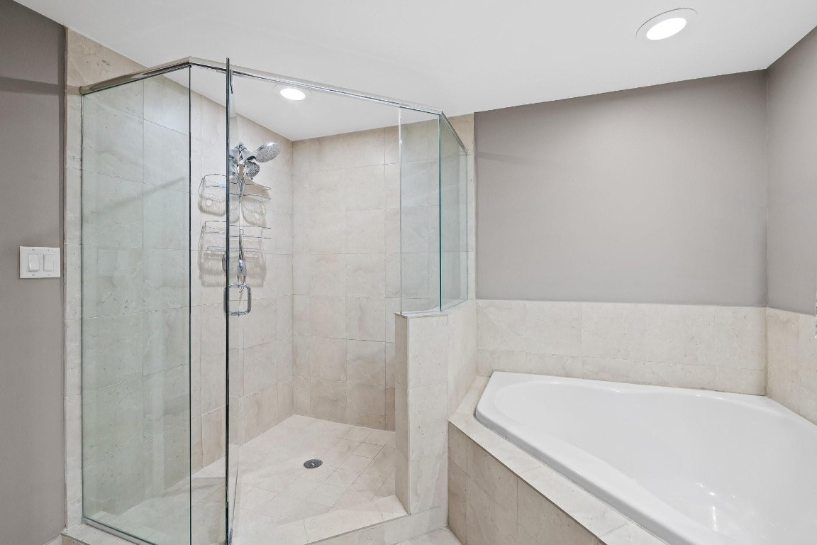 600 W Las Olas Blvd 902-S