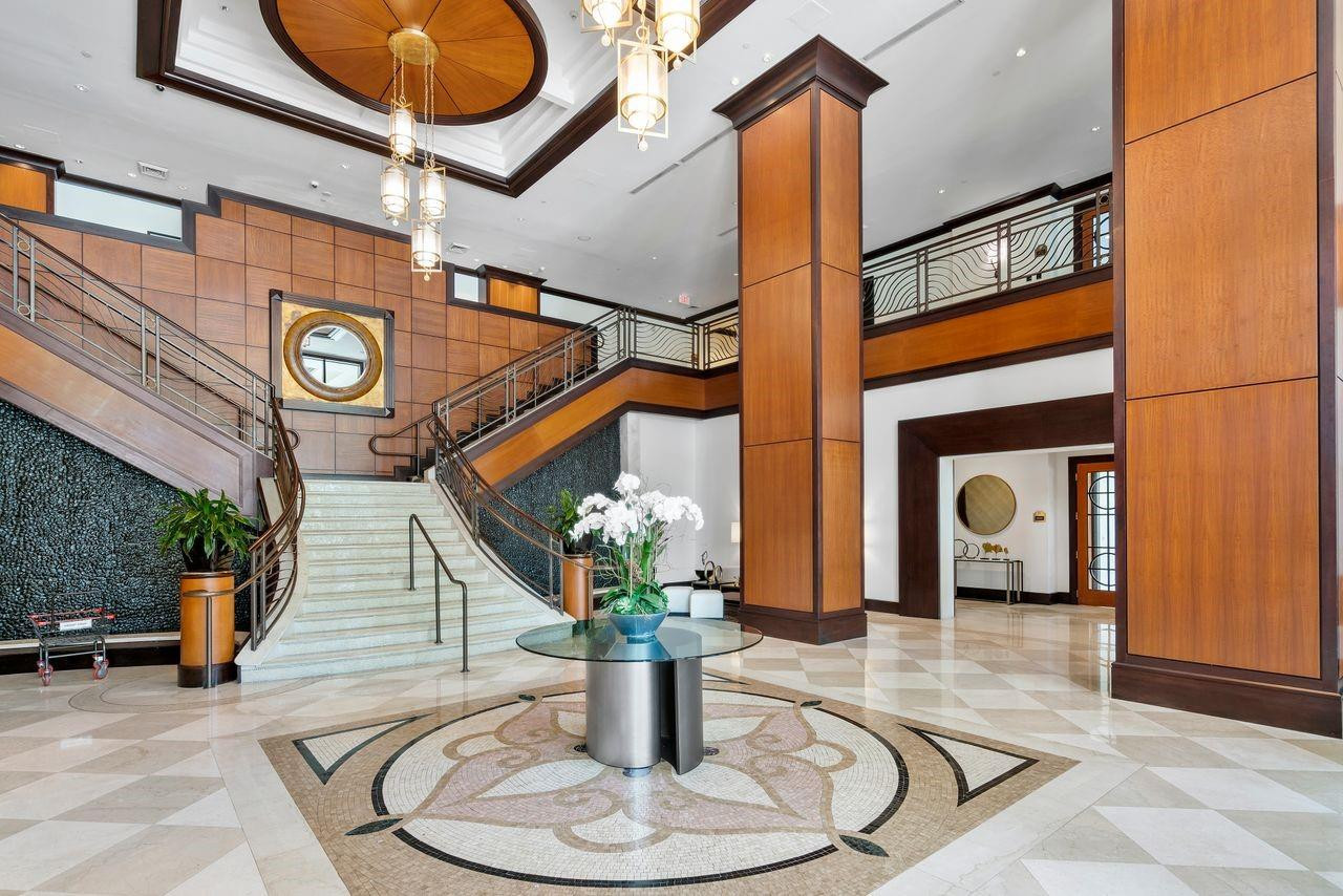 600 W Las Olas Blvd 1804