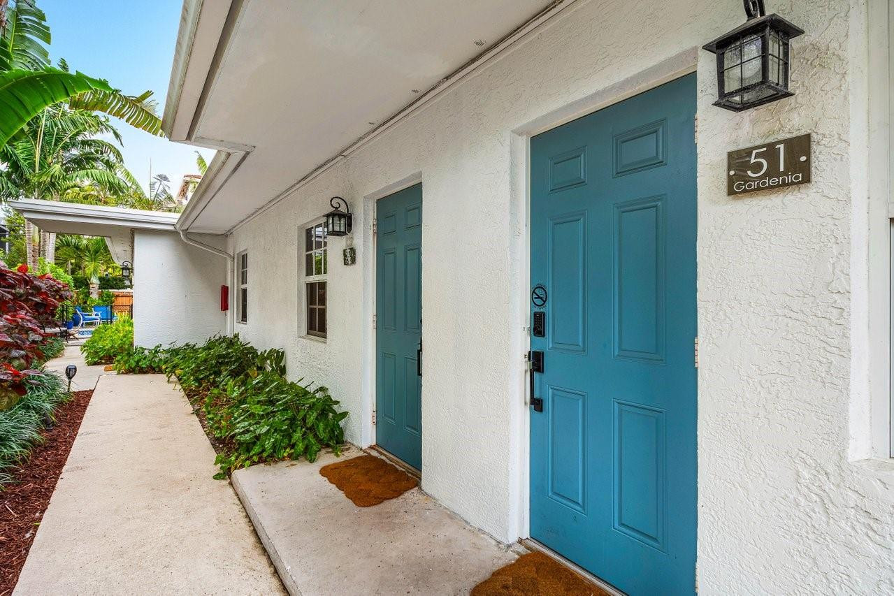 615 NE 9th Ave 53