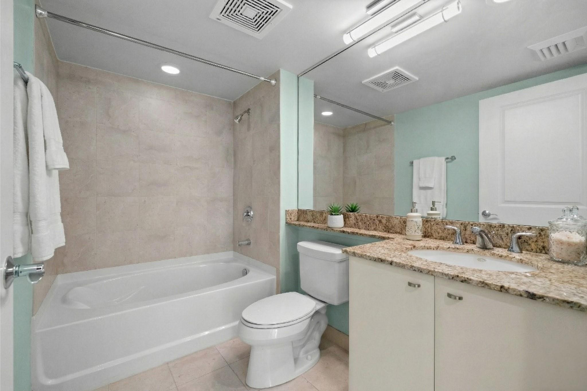 600 W Las Olas Boulevard 1708