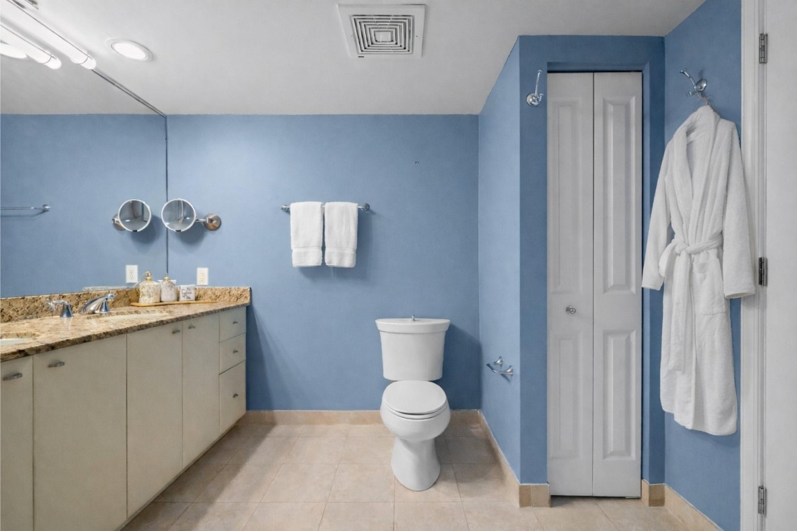 600 W Las Olas Boulevard 1708