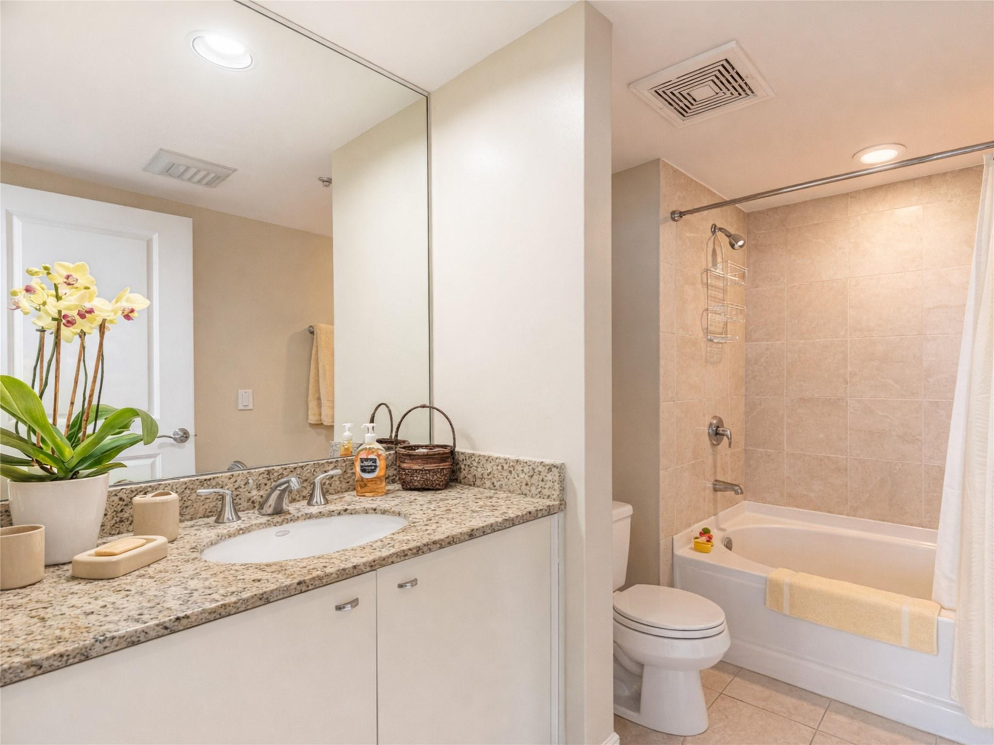 610 W Las Olas Boulevard 1213