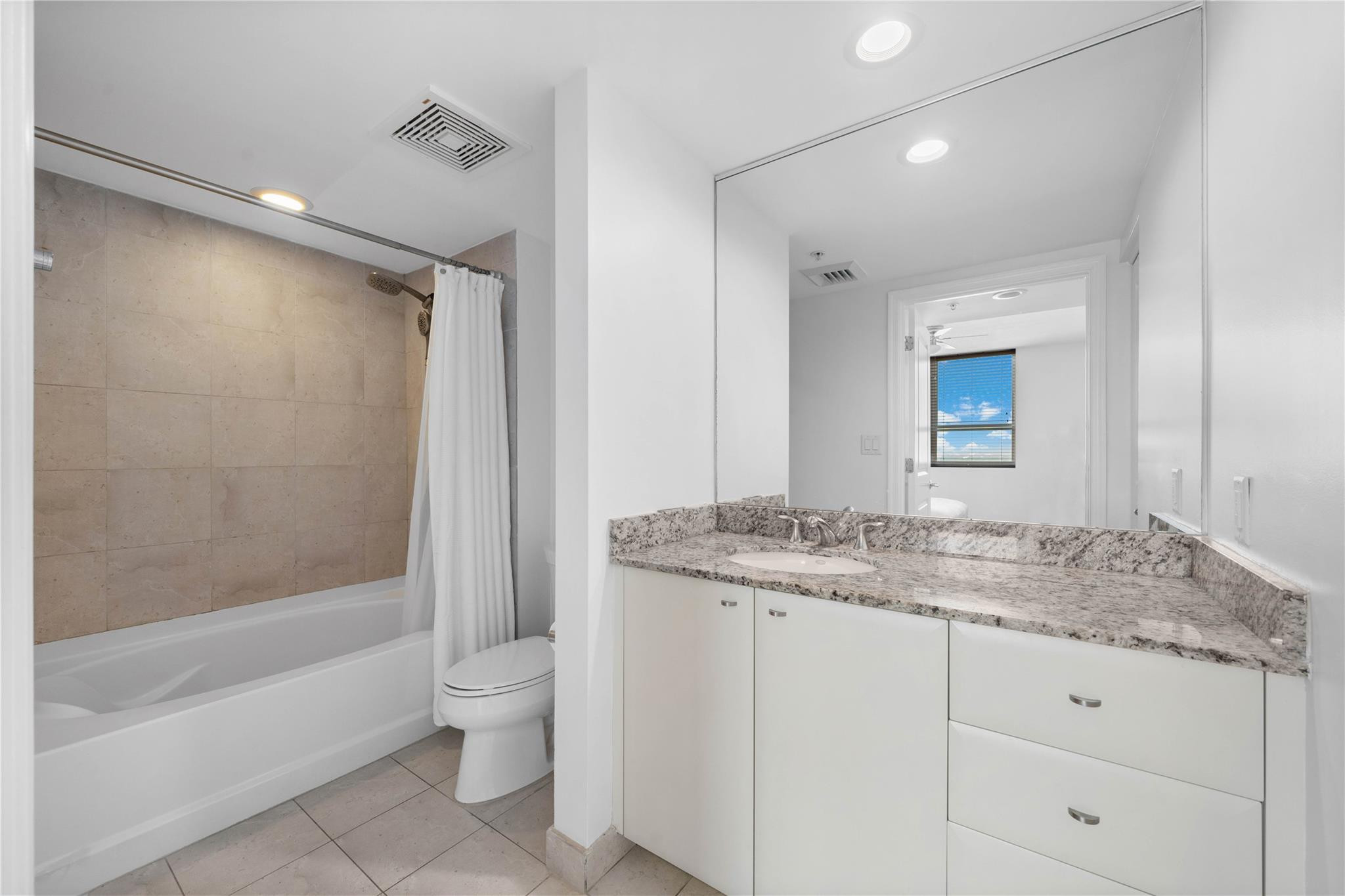 610 W Las Olas Boulevard 1514N