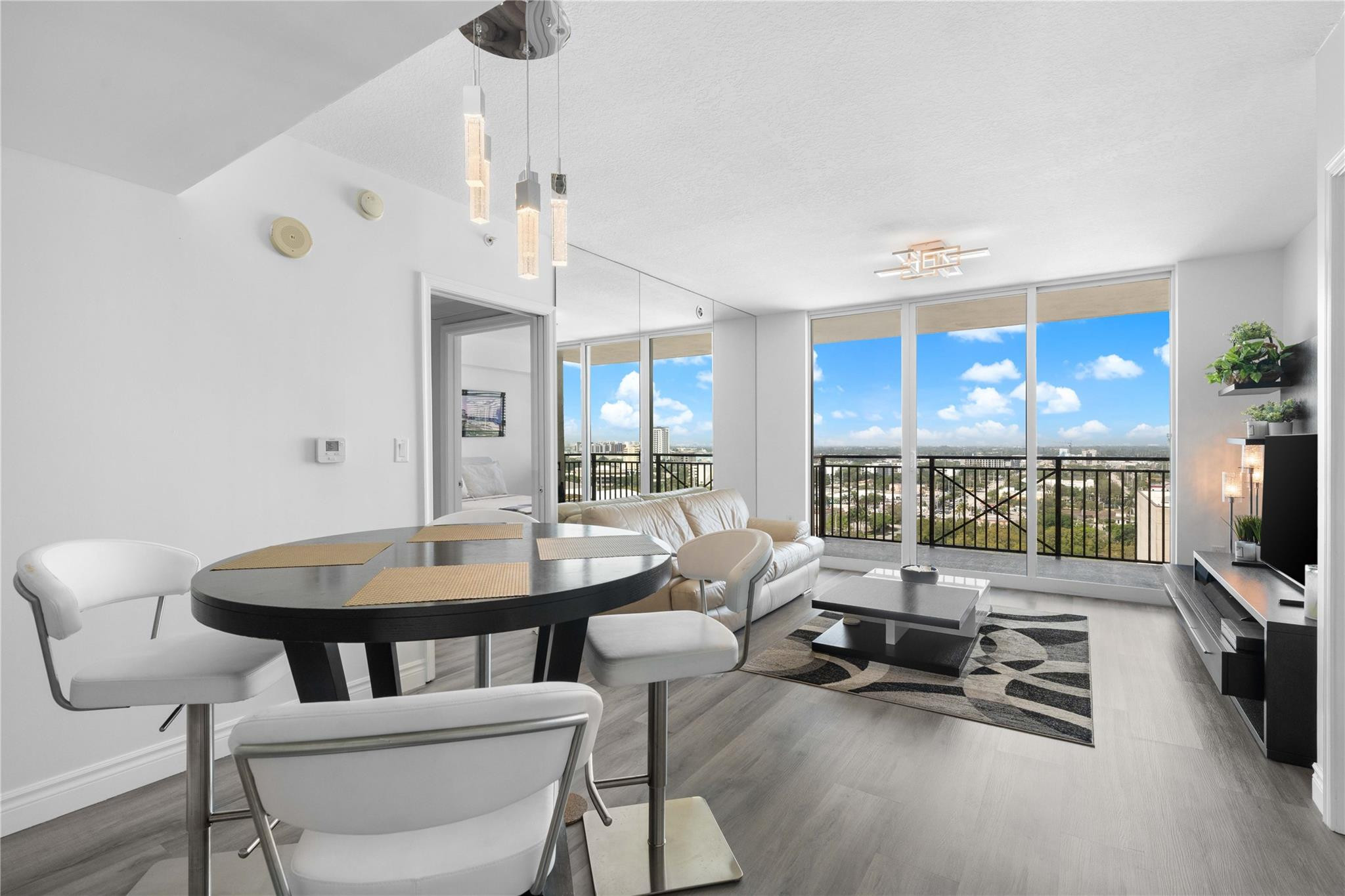 610 W Las Olas Boulevard 1514N