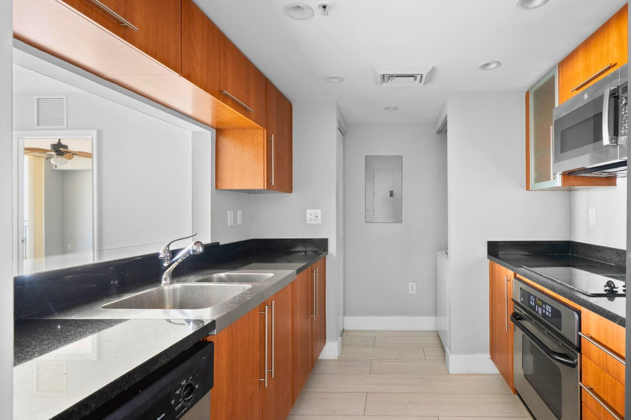 610 W Las Olas Boulevard 1016