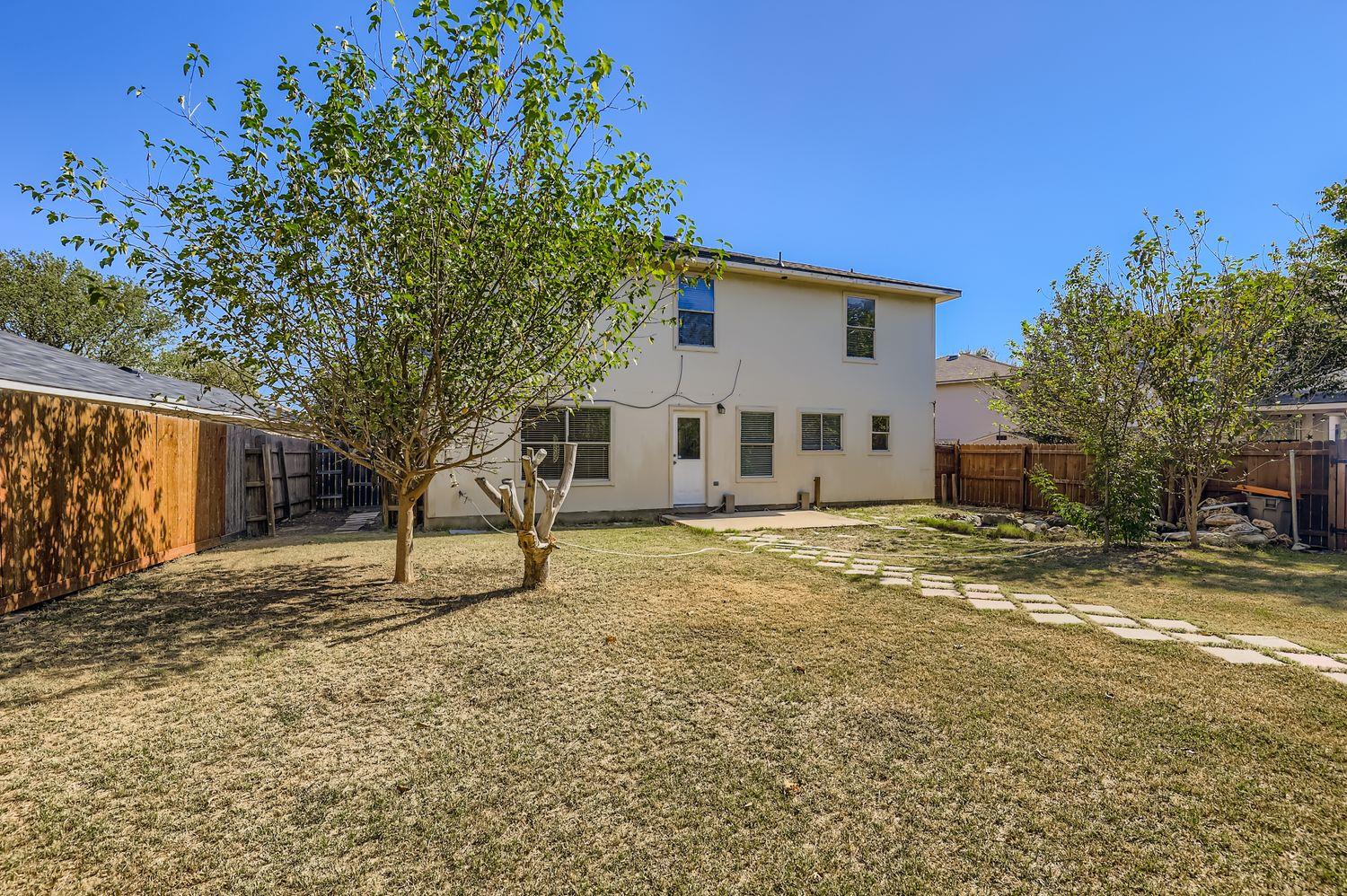 411 Meadow Park DR