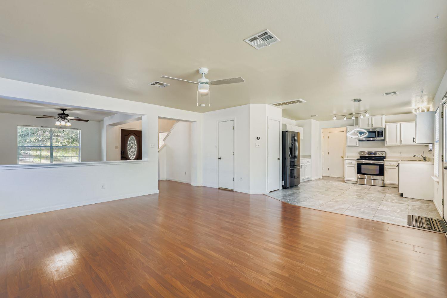 411 Meadow Park DR