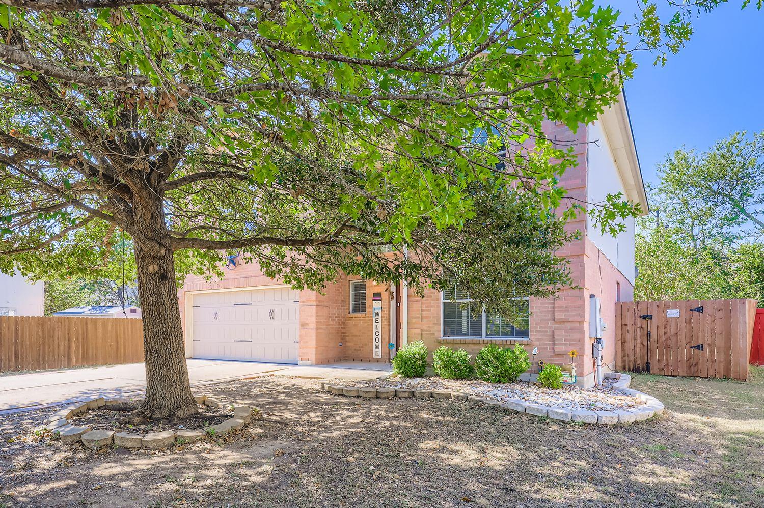411 Meadow Park DR