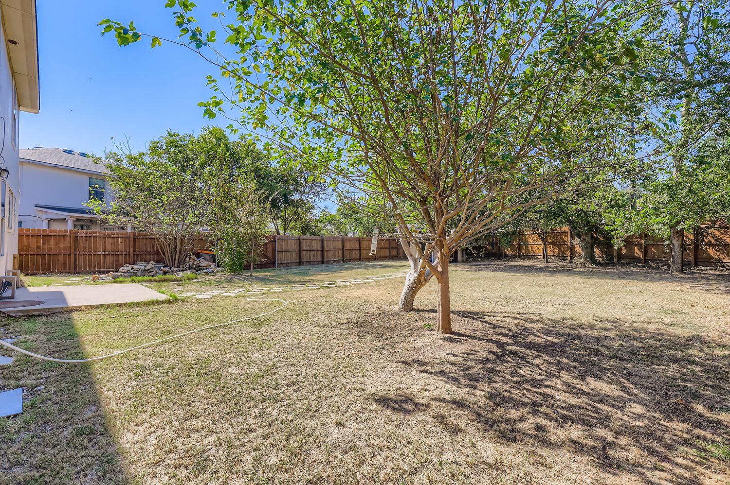411 Meadow Park DR