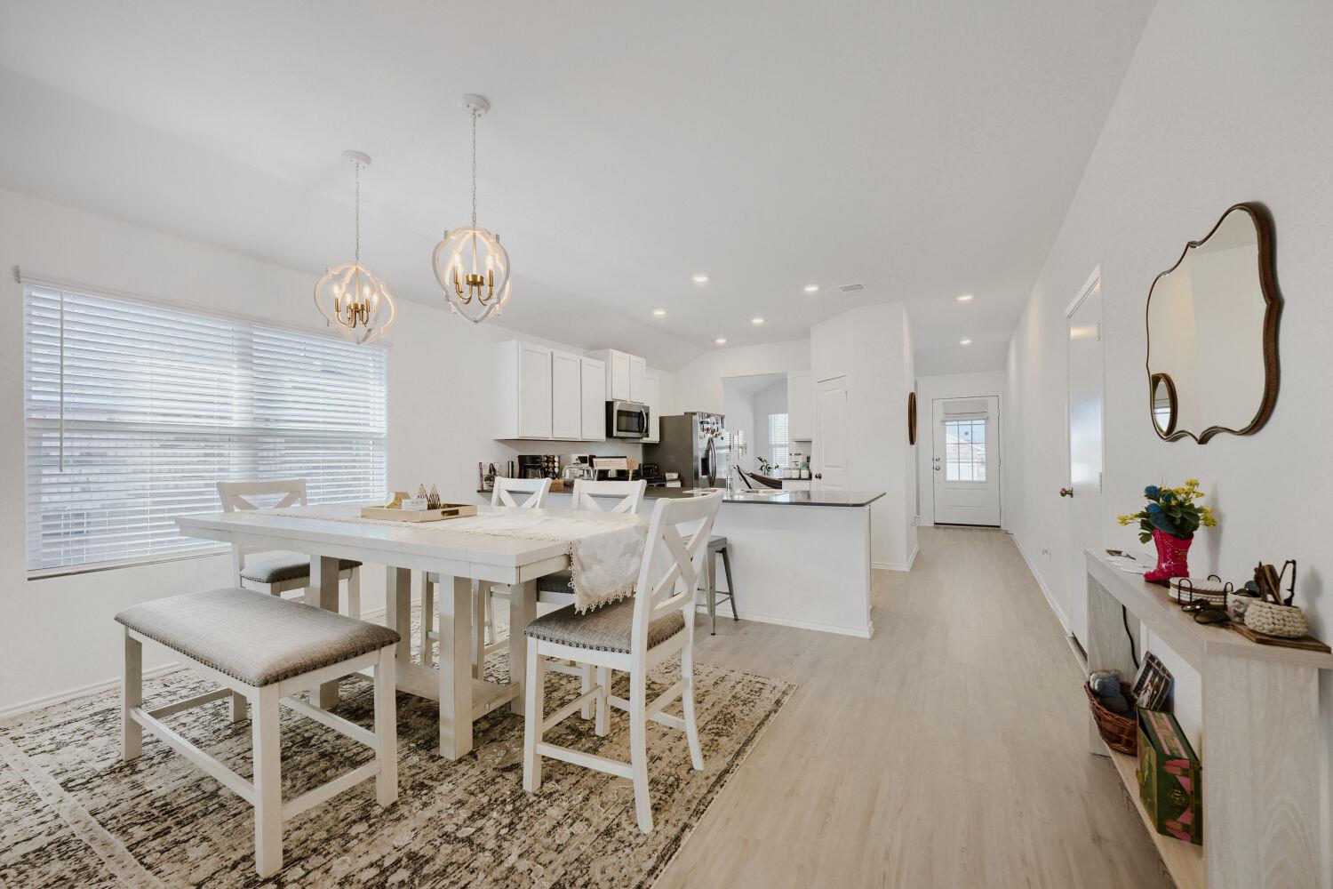 2521 Four Waters LOOP