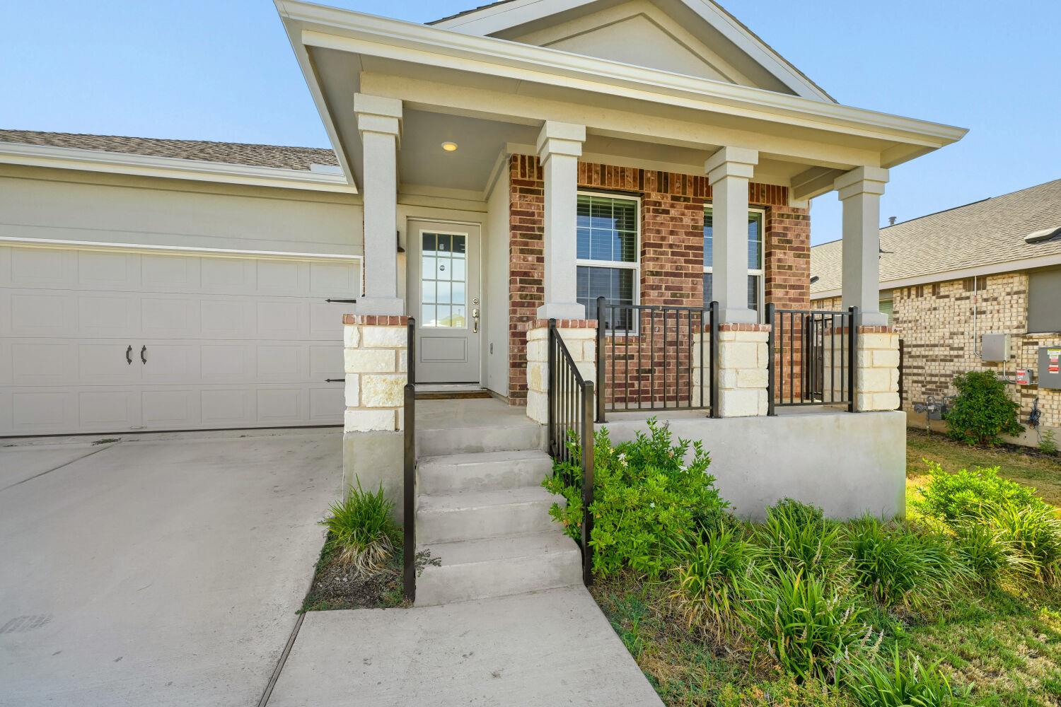 2521 Four Waters LOOP