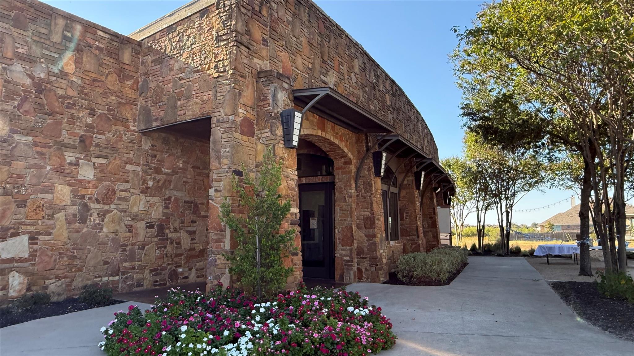 3313 De Torres CIR
