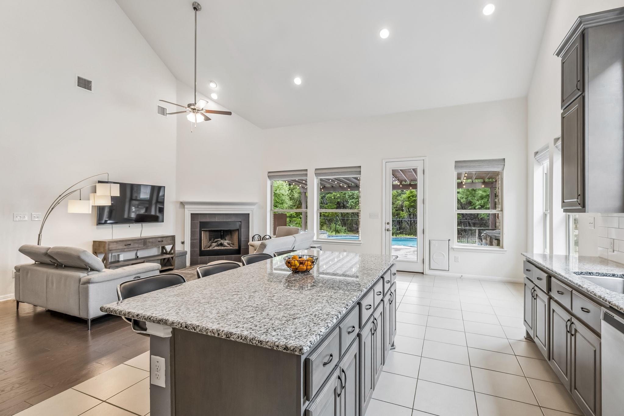 2432 Soprano WAY