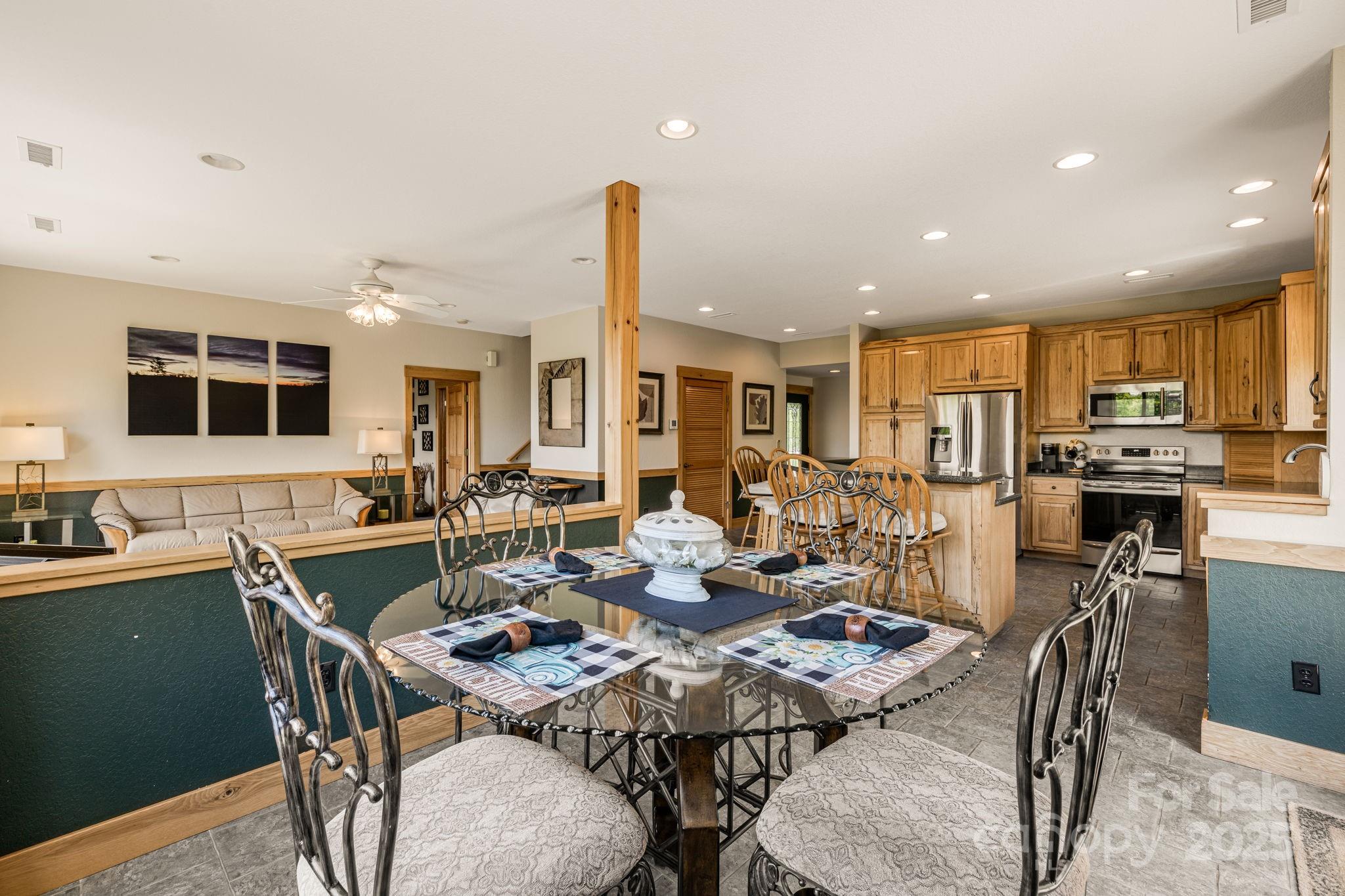 2912 Windswept Ridge Road