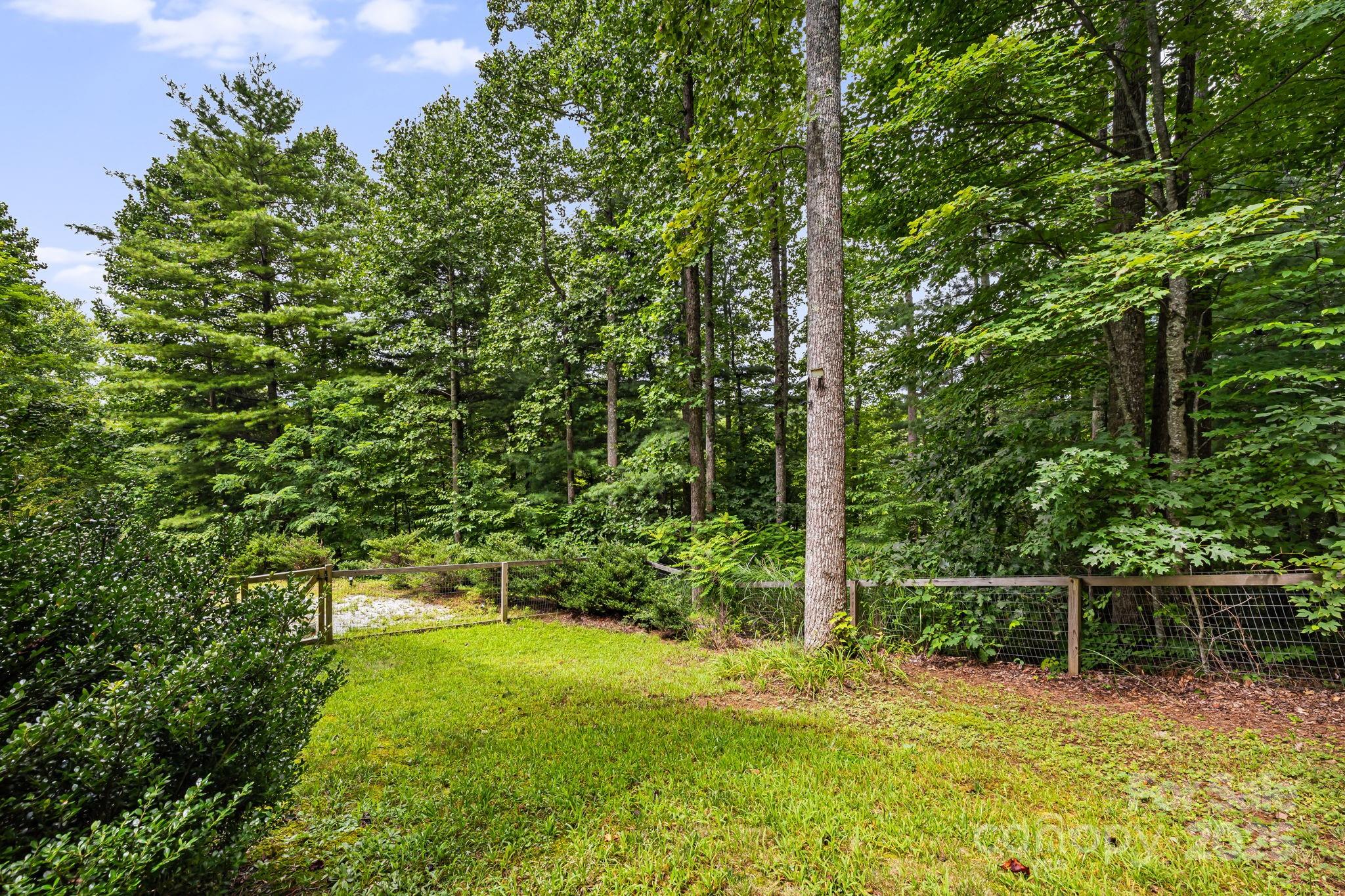 76 Six Springs Road