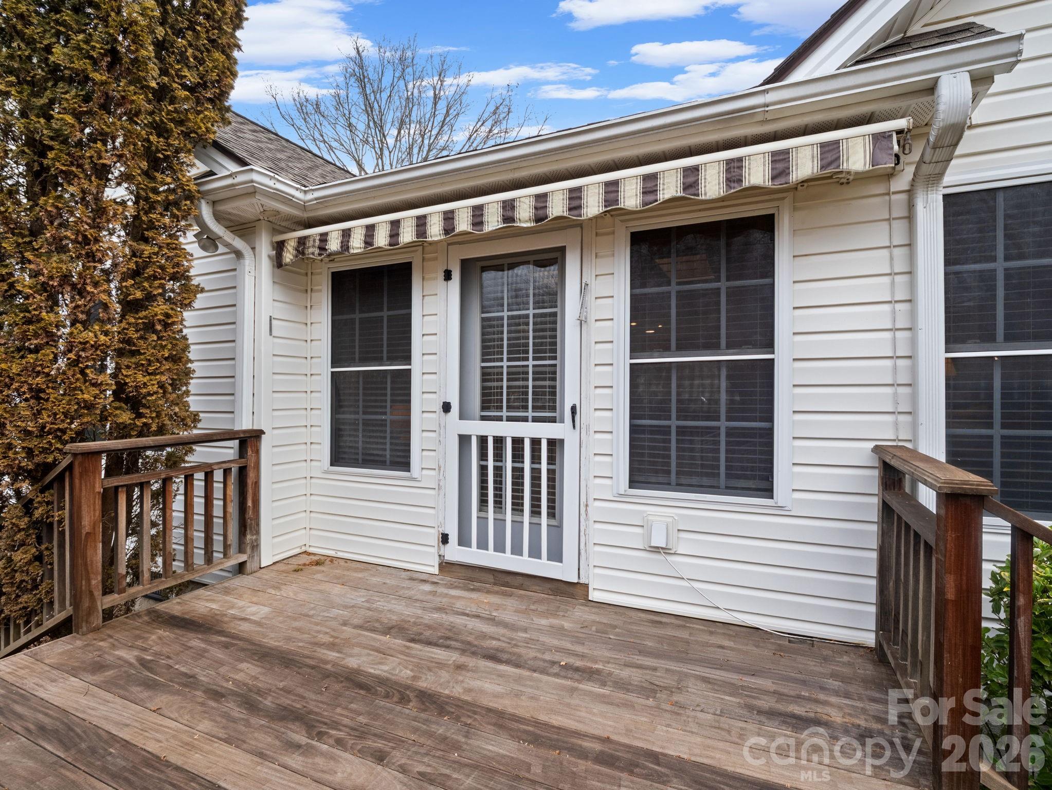 127 Kingfisher Lane
