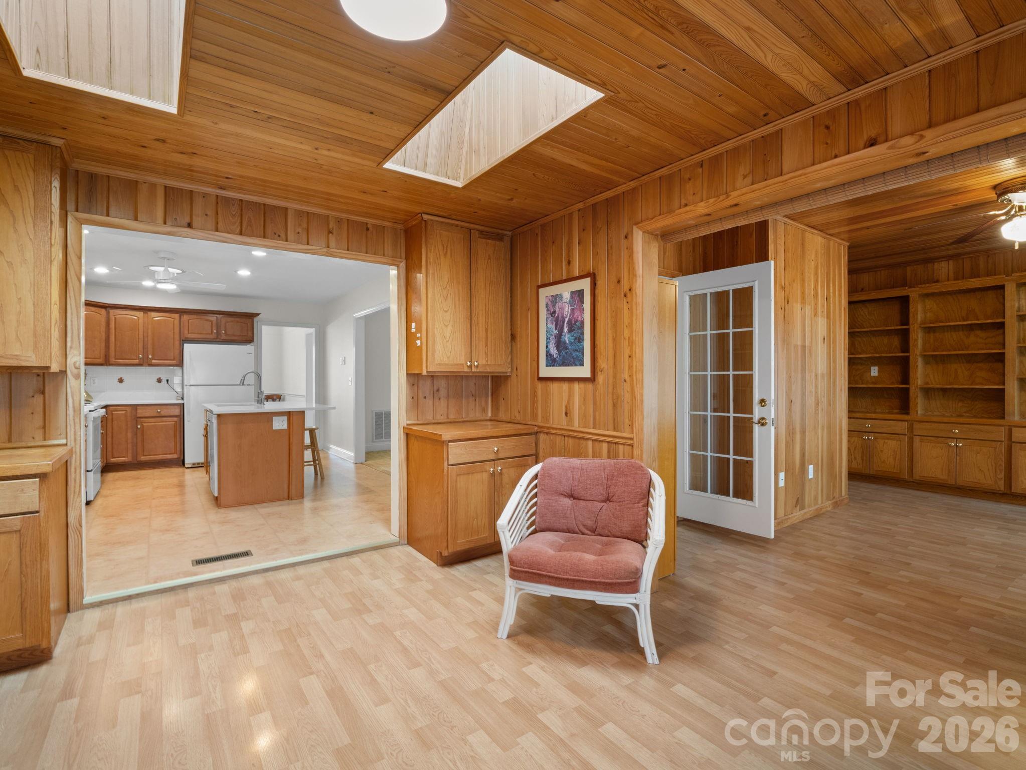 127 Kingfisher Lane