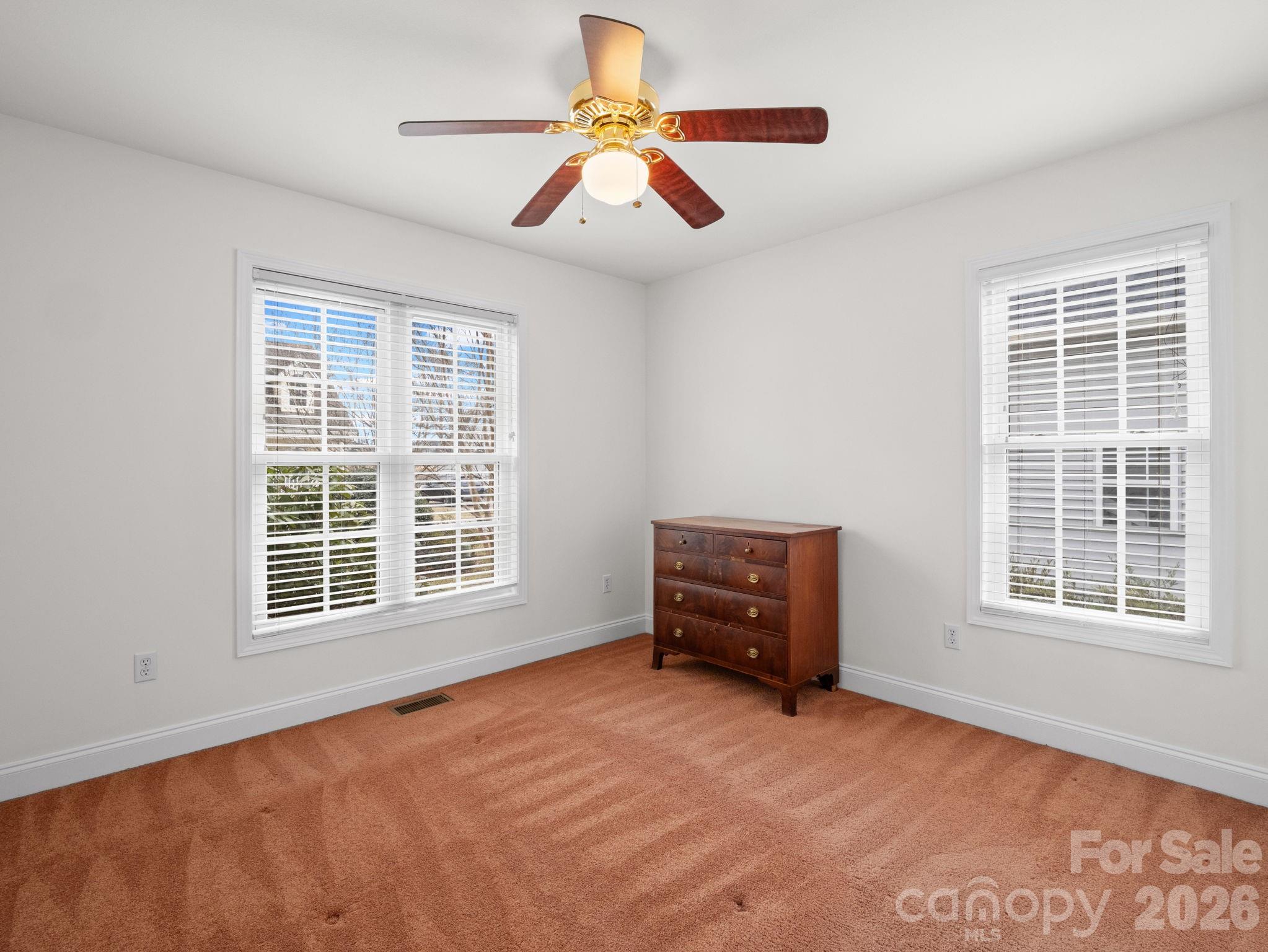 127 Kingfisher Lane