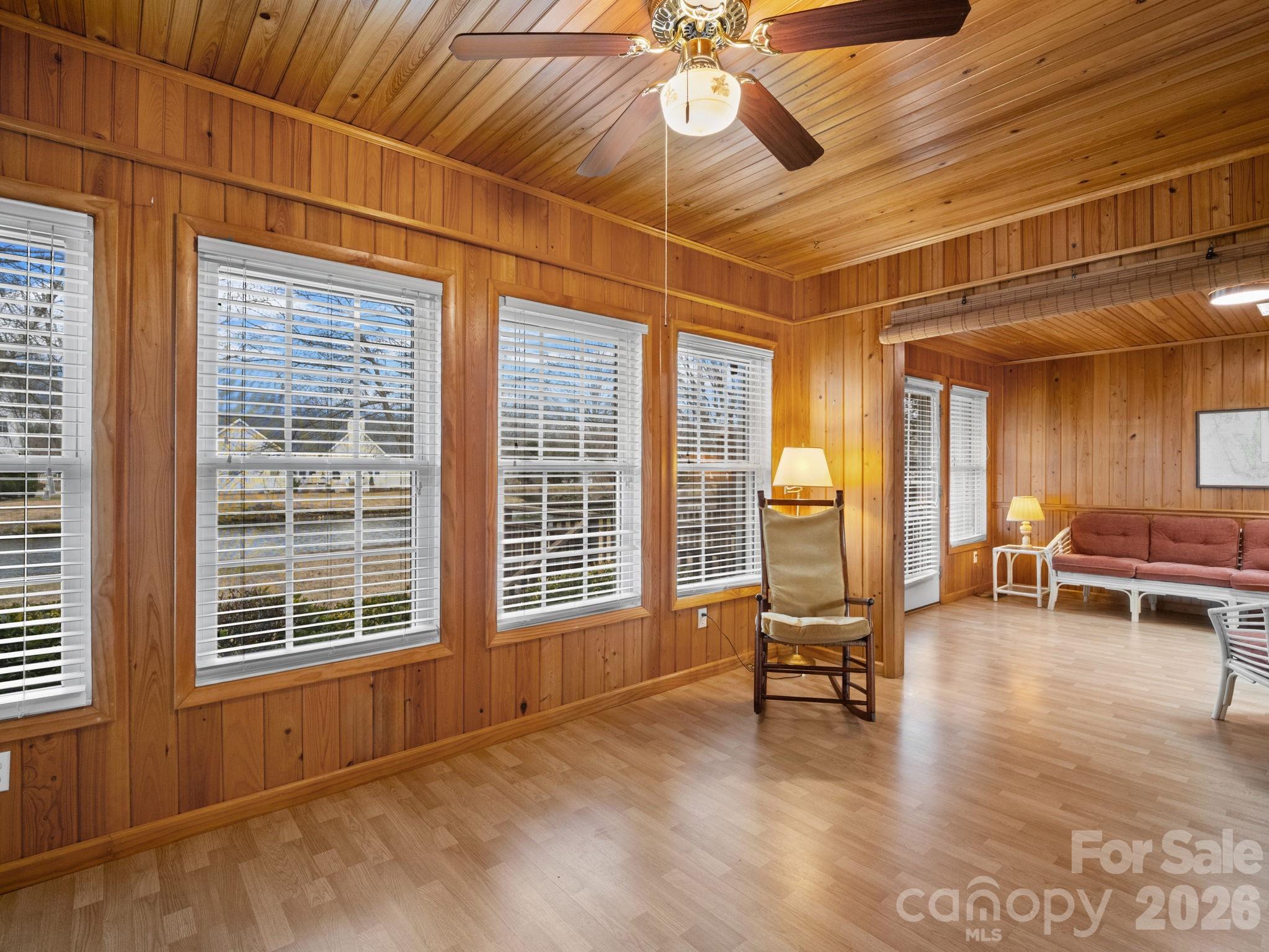 127 Kingfisher Lane