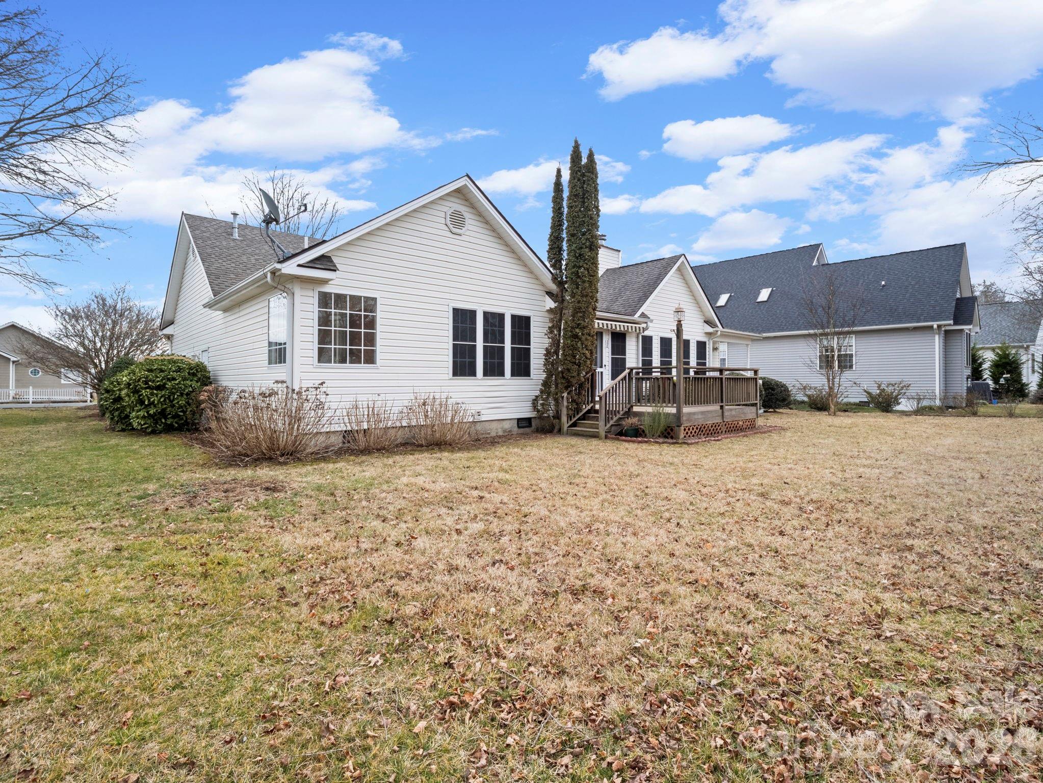 127 Kingfisher Lane