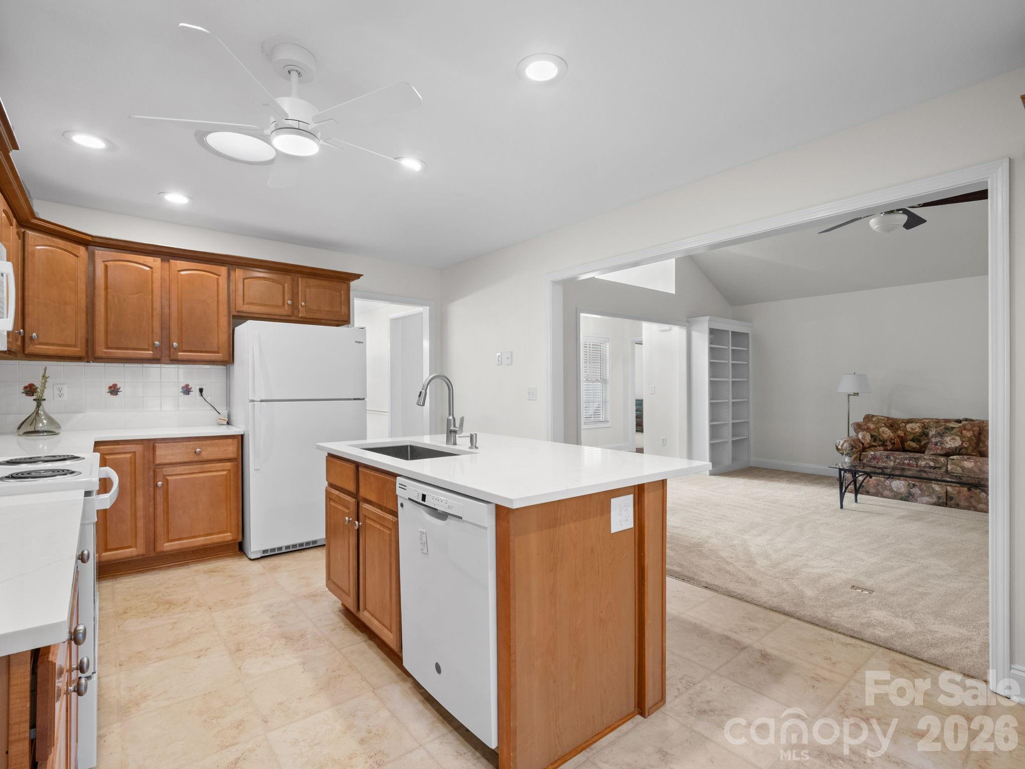 127 Kingfisher Lane