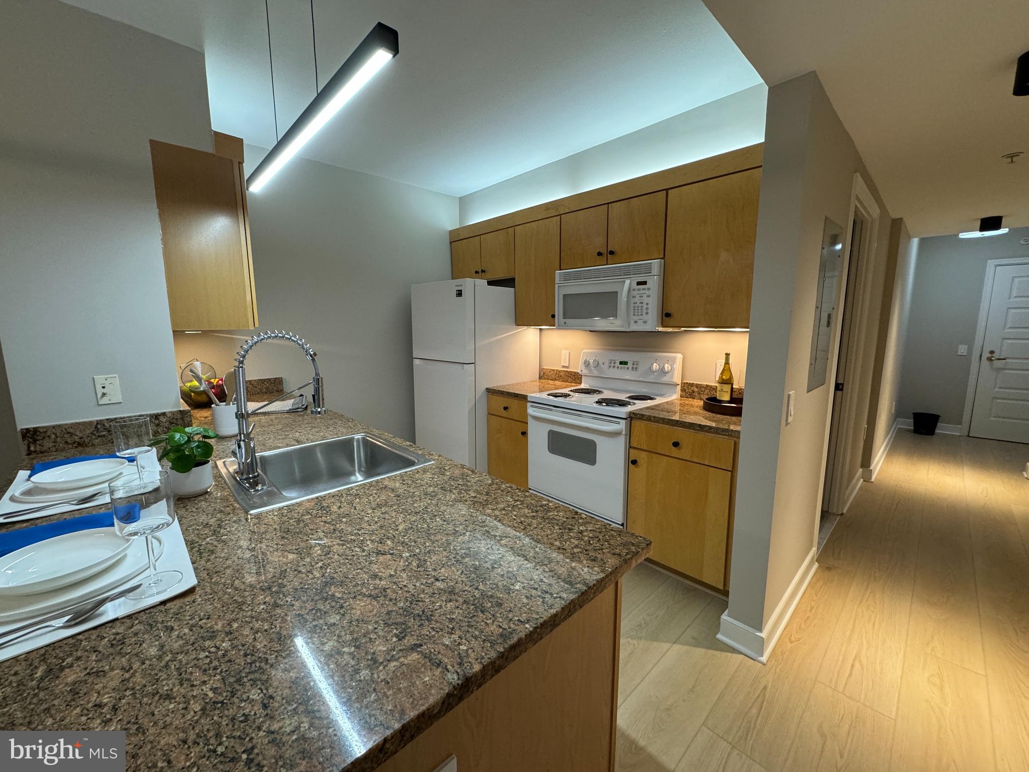 616 E ST NW #308