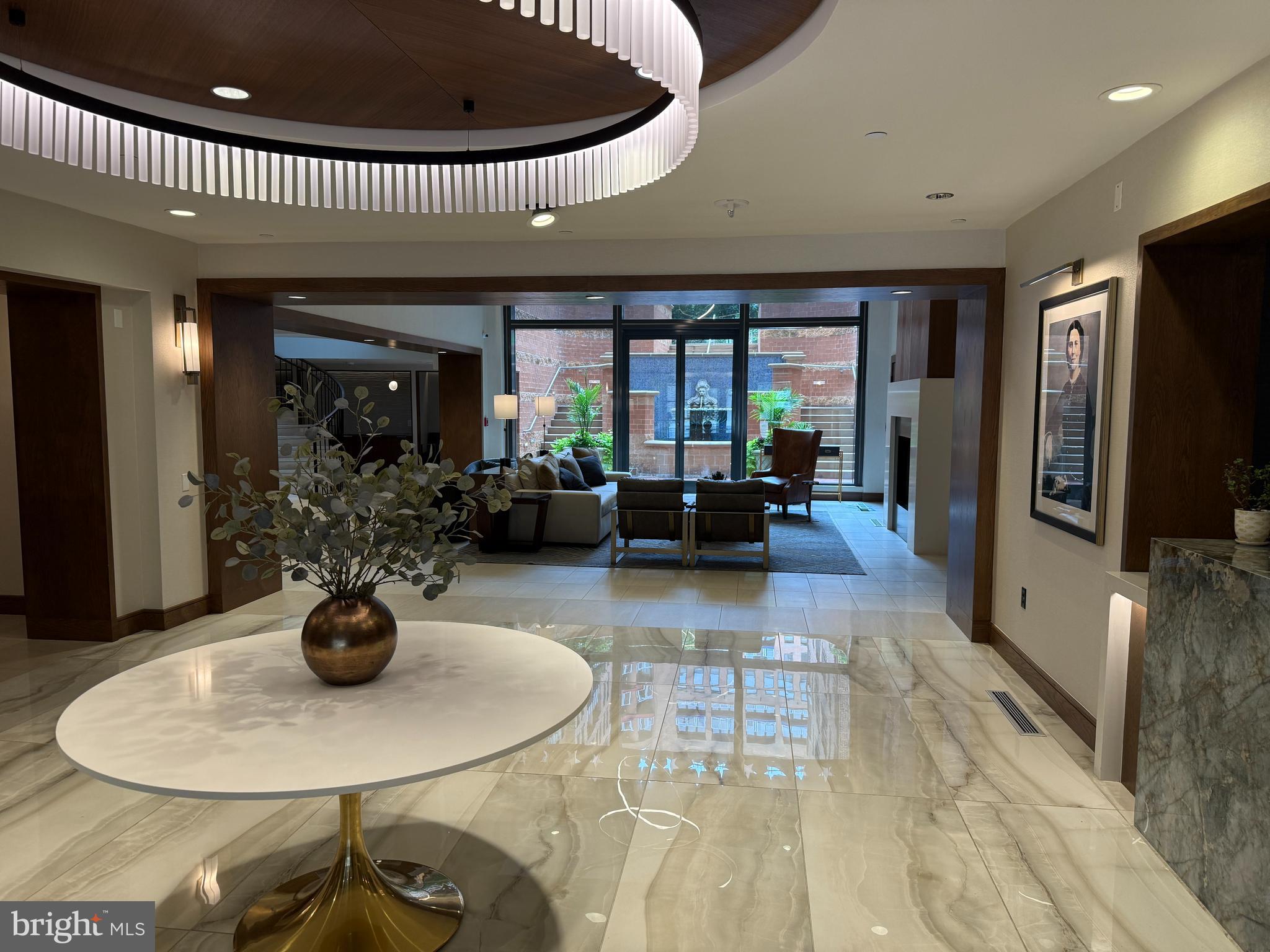 616 E ST NW #308