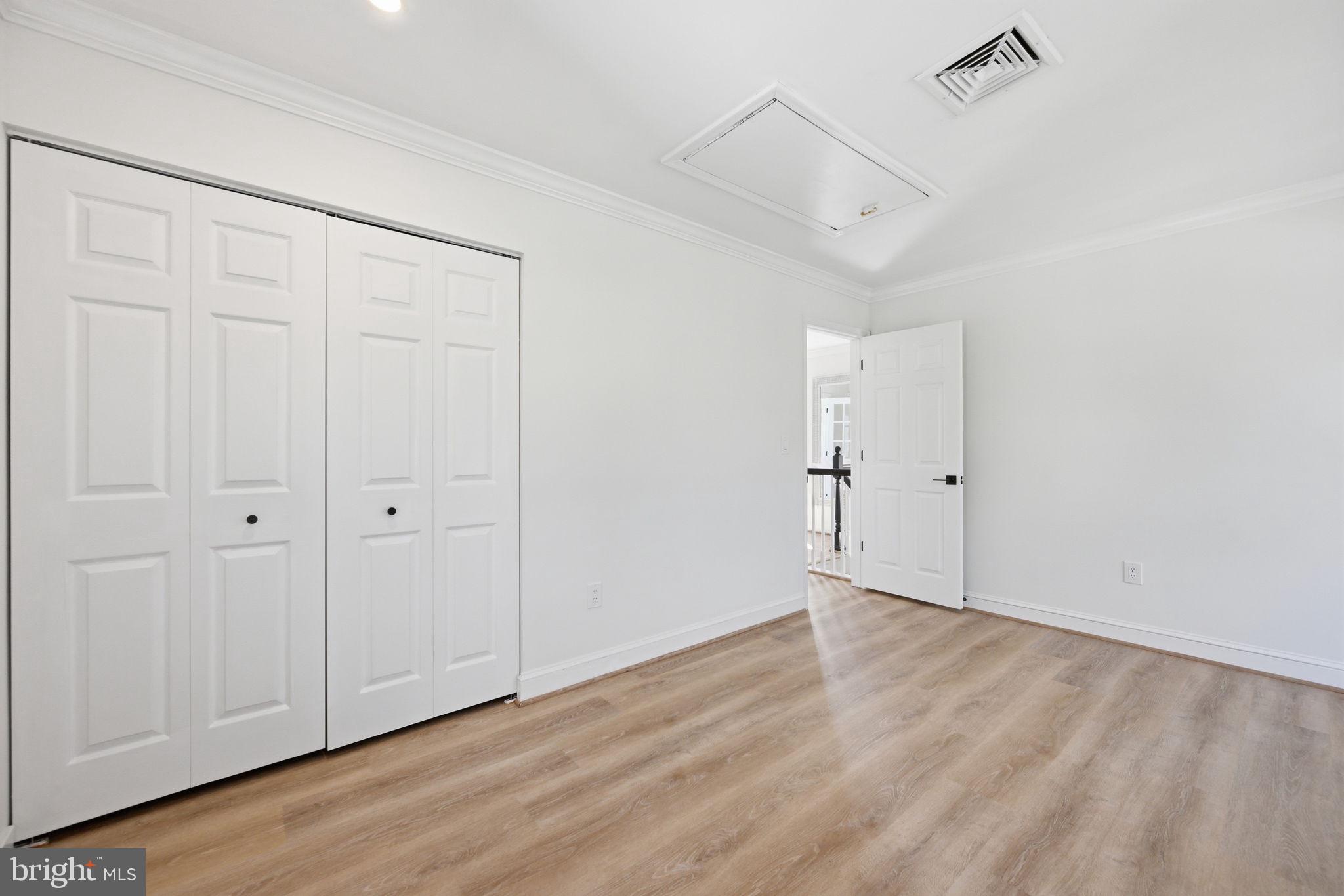 3963 BAYSIDE DRIVE