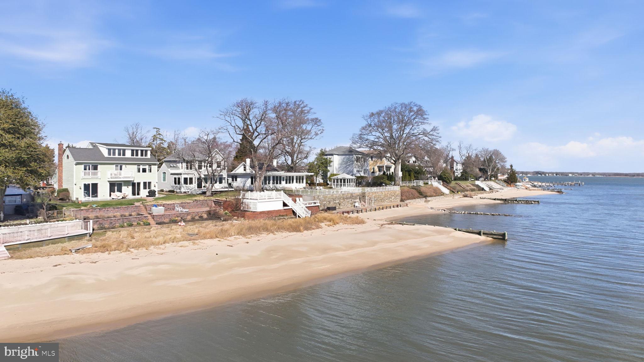 3963 BAYSIDE DRIVE