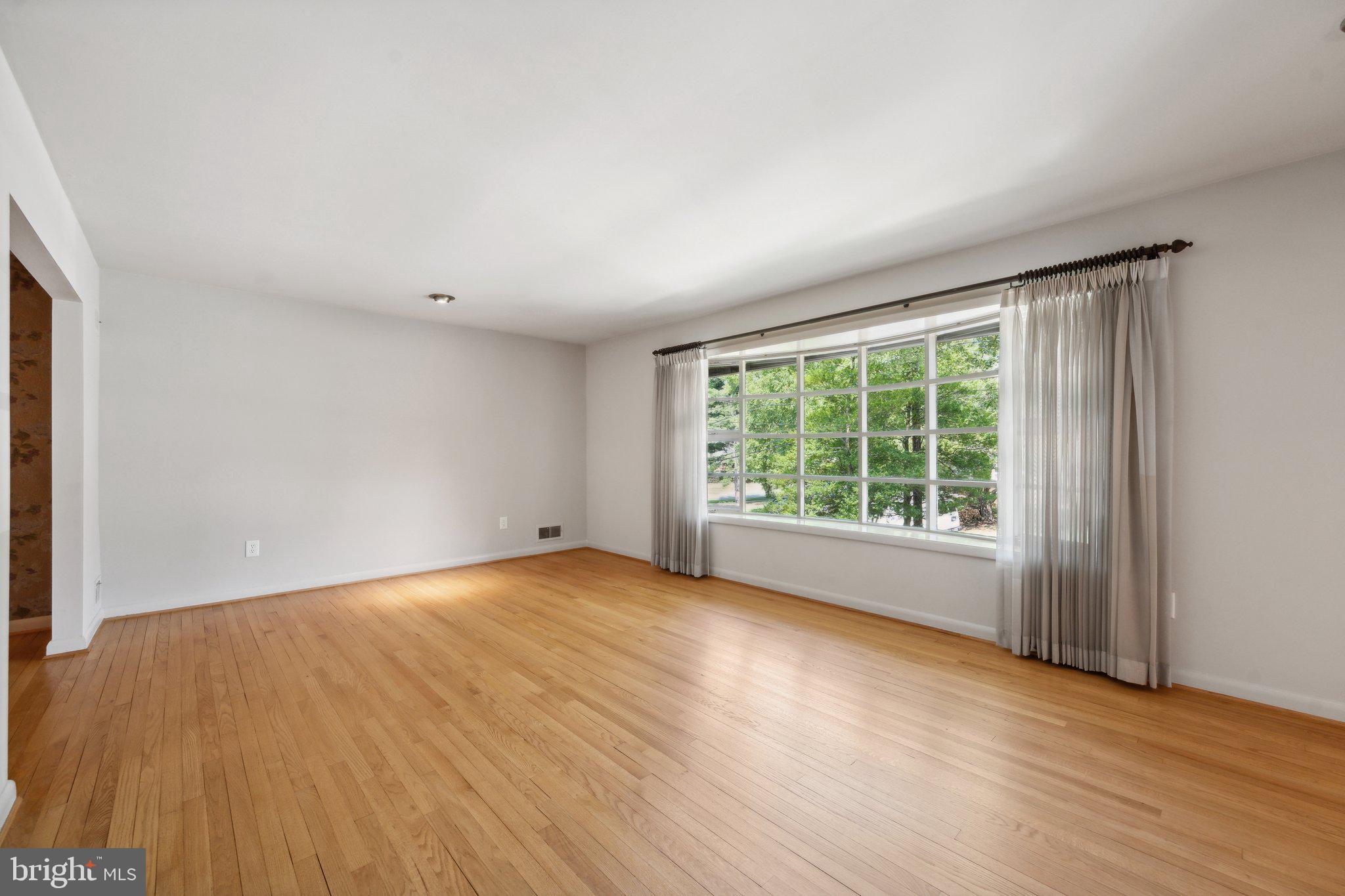 1303 Xaveria Dr