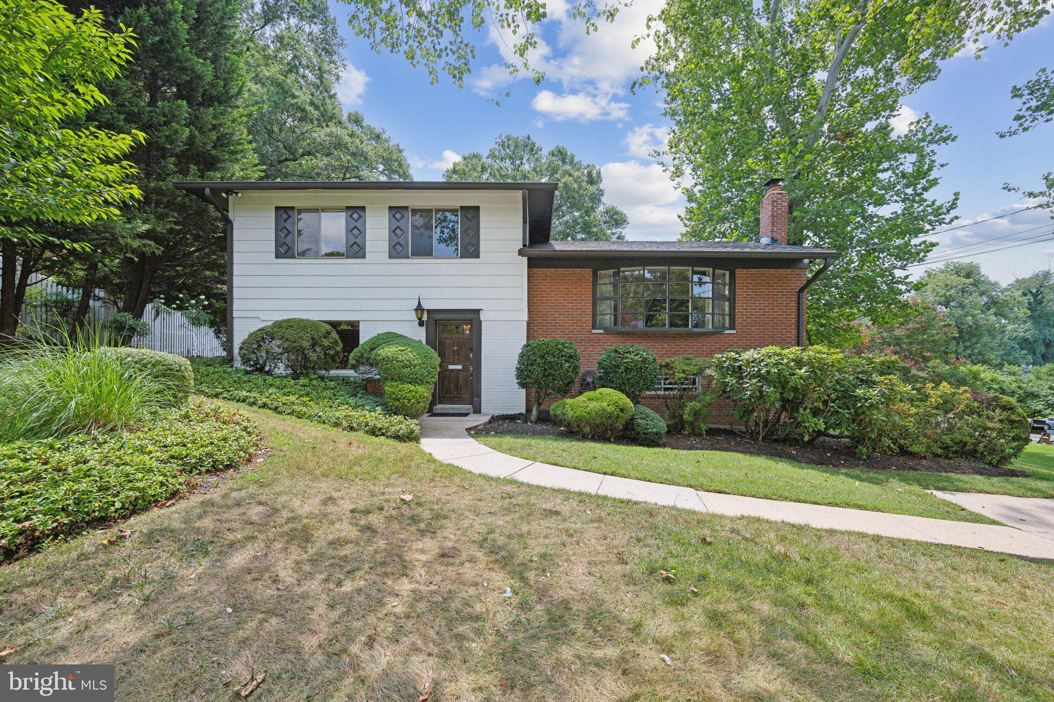 1303 Xaveria Dr
