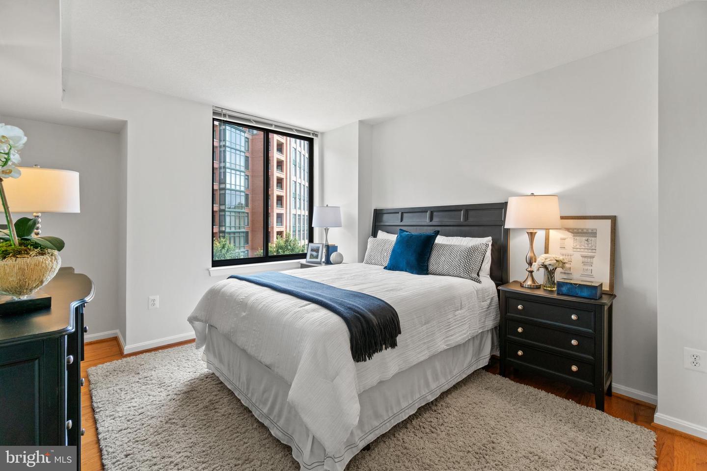 2220 Fairfax Dr #507