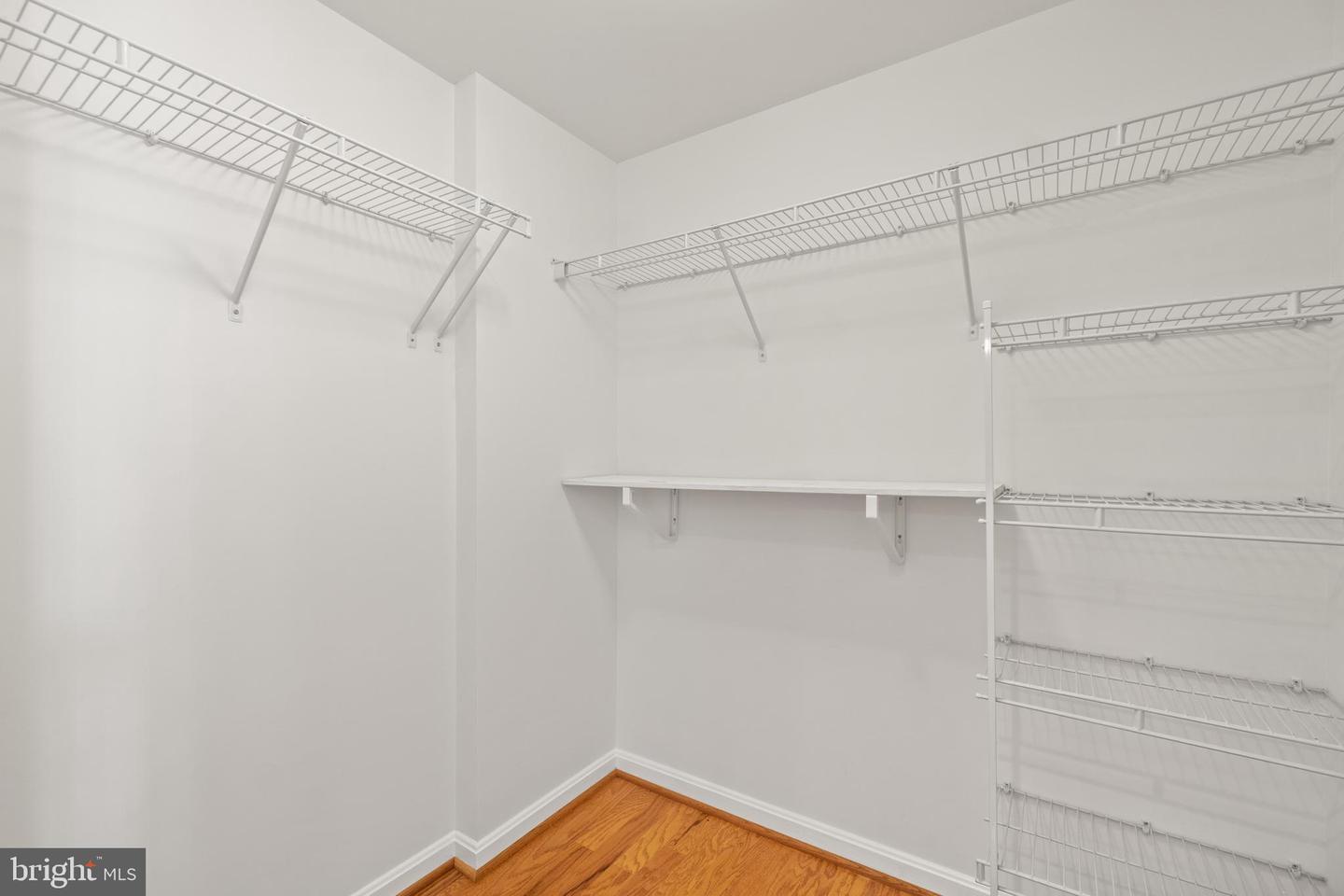 2220 Fairfax Dr #507