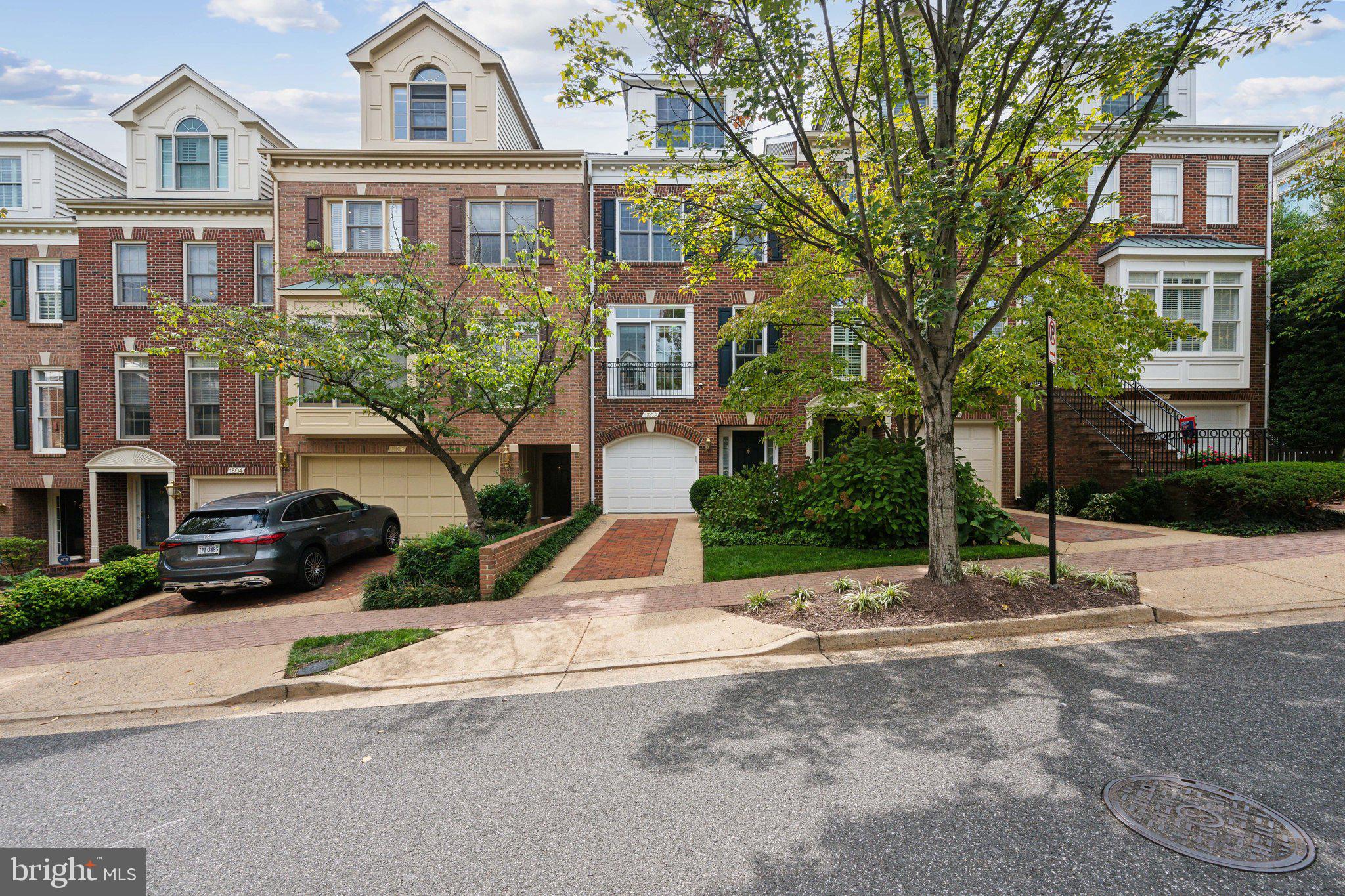1508 22nd St N