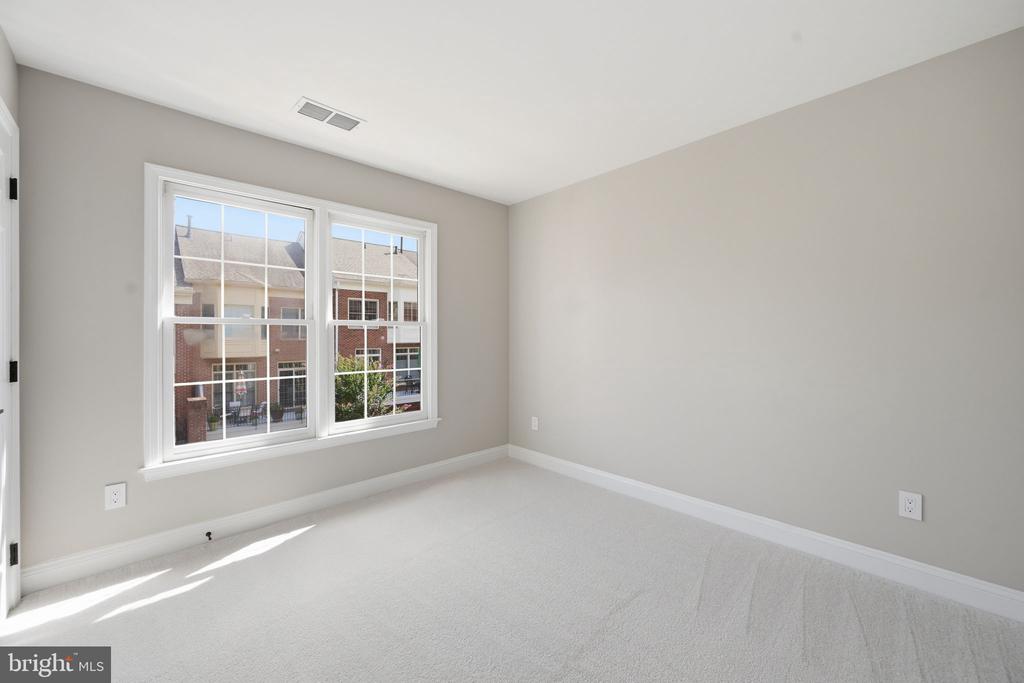 1719 22nd Court North