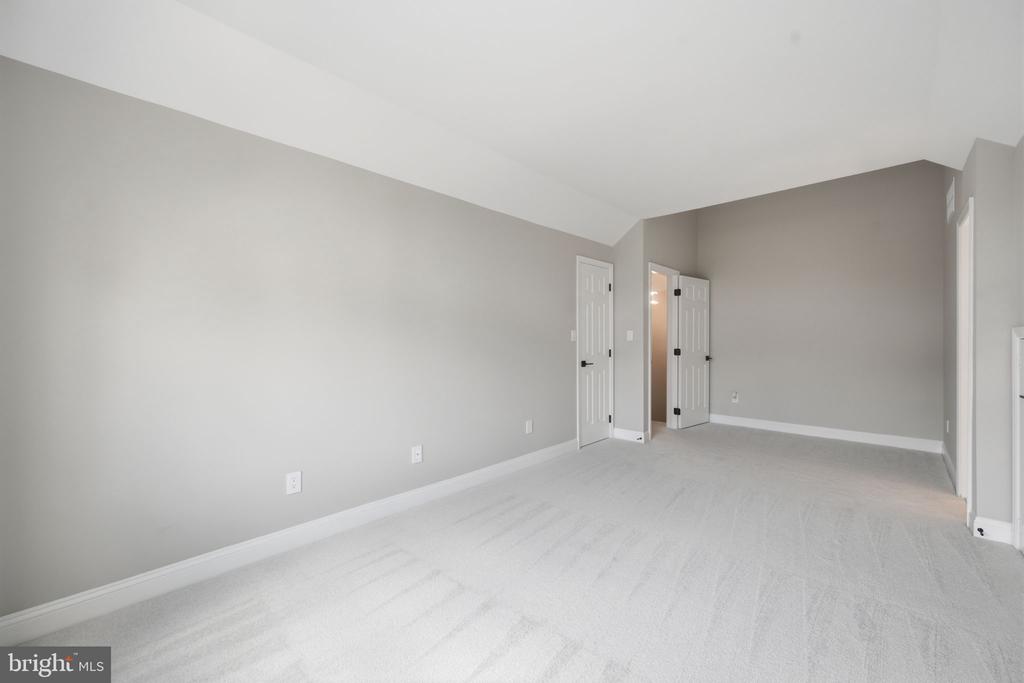 1719 22nd Court North