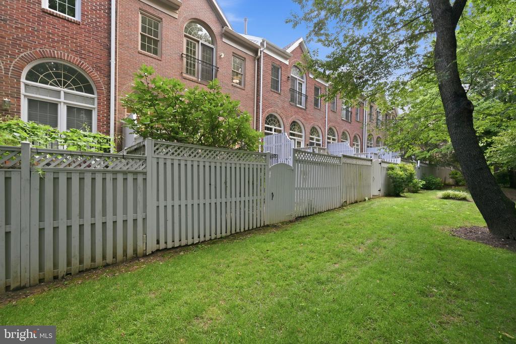1719 22nd Court North
