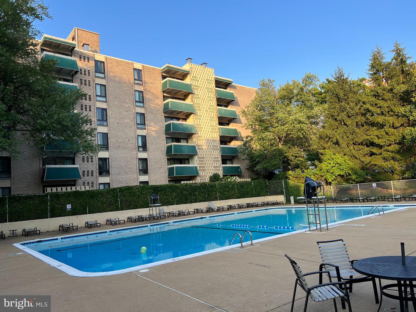 6143 Leesburg Pike #202